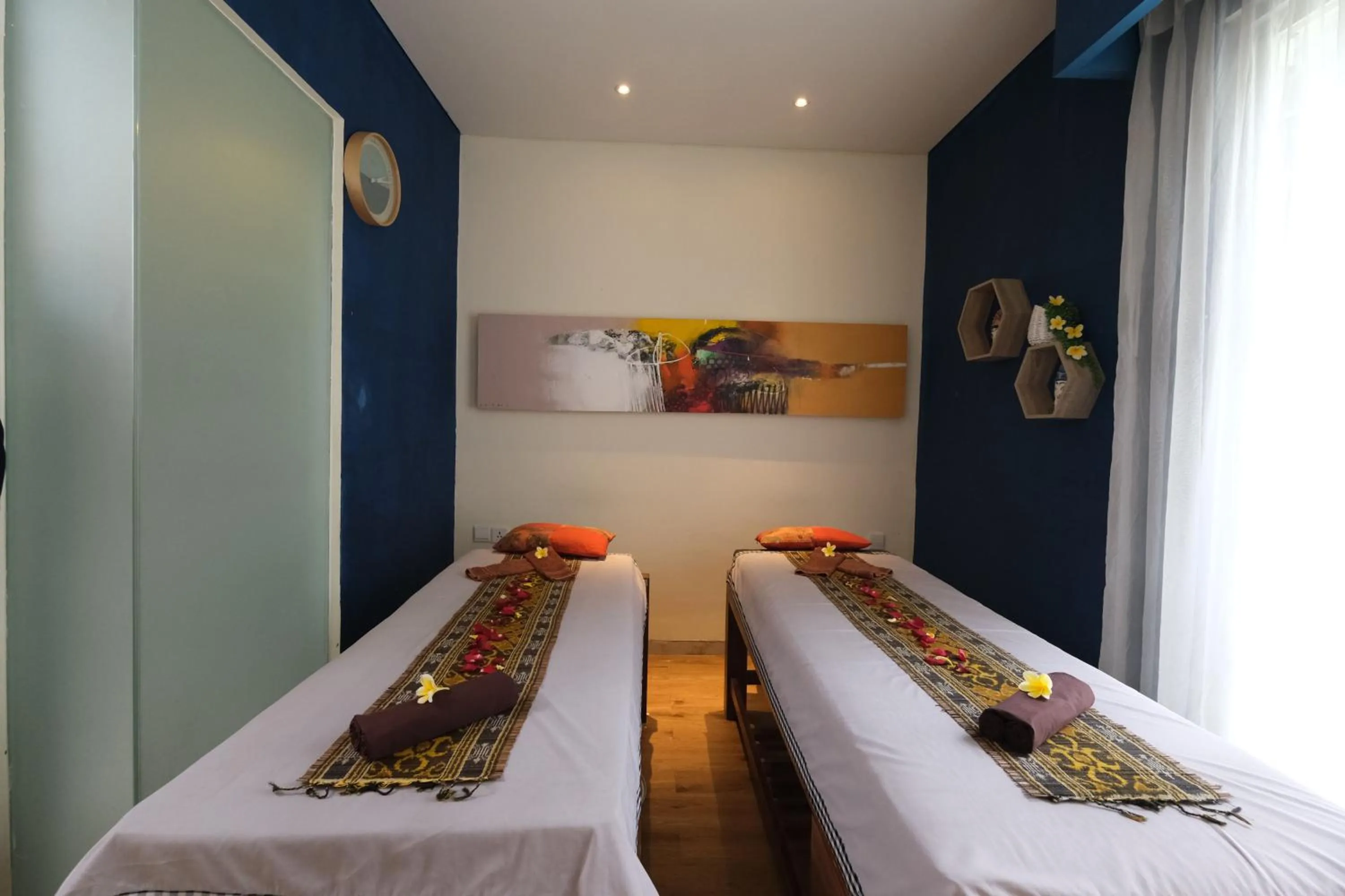 Massage, Bed in Zia Hotel Kuta