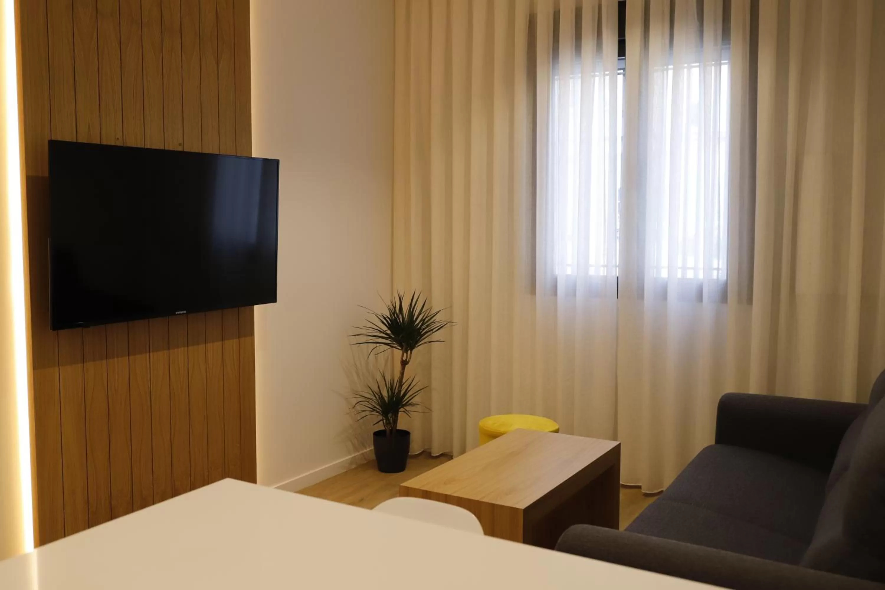 Living room, Bed in MEDINA HOMES PUENTE ROMANO