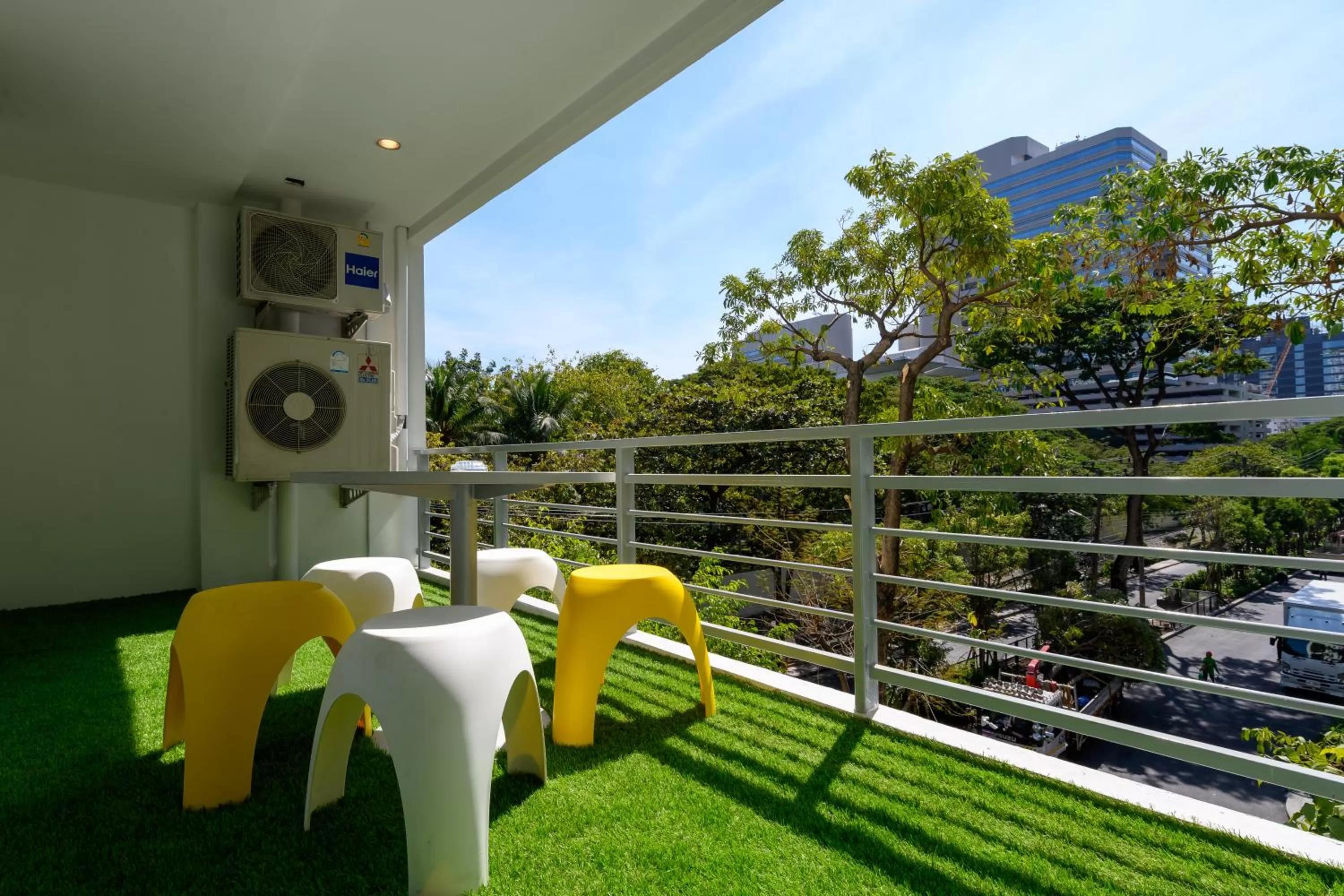 Living room in Benviar Tonson Residence