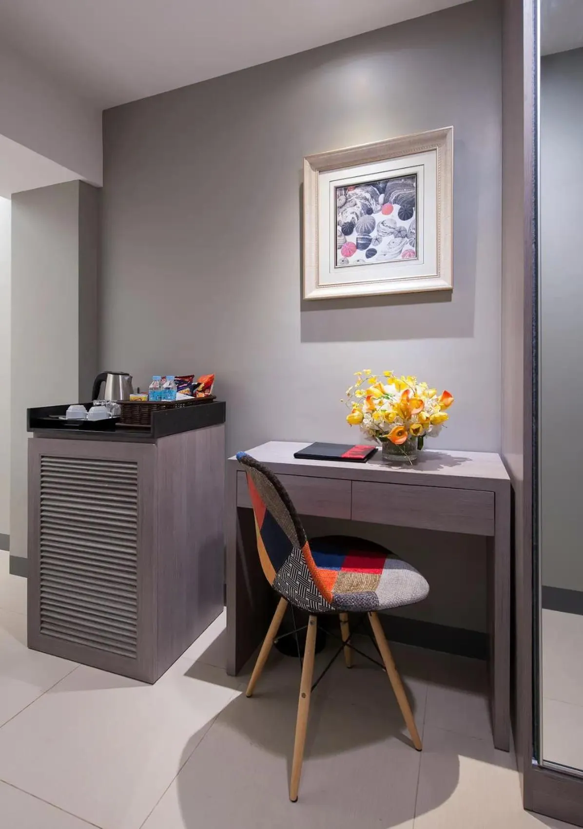 Seating area in Solace Hotel