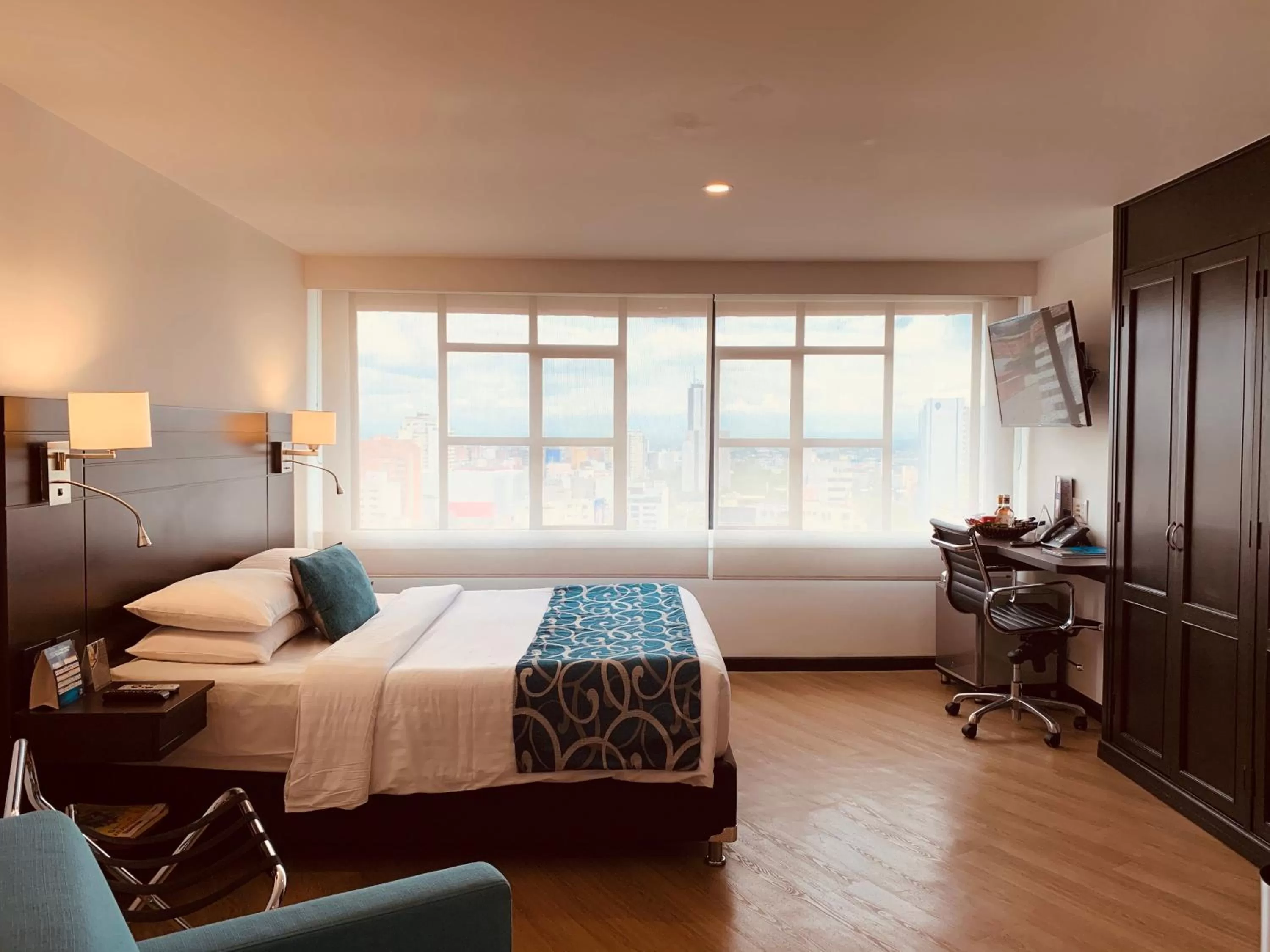 Photo of the whole room, Bed in Hotel Dann Cali