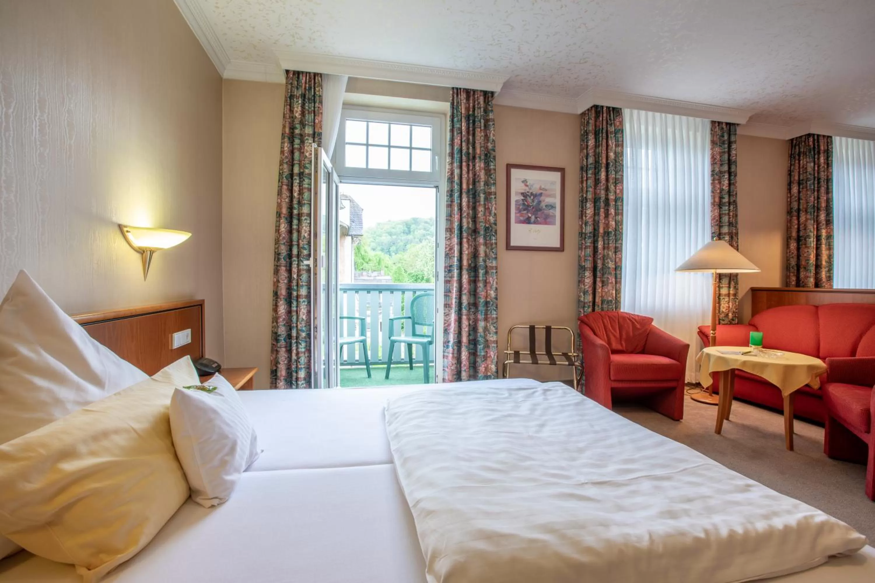 Bedroom, Bed in Aparthotel Hohenzollern