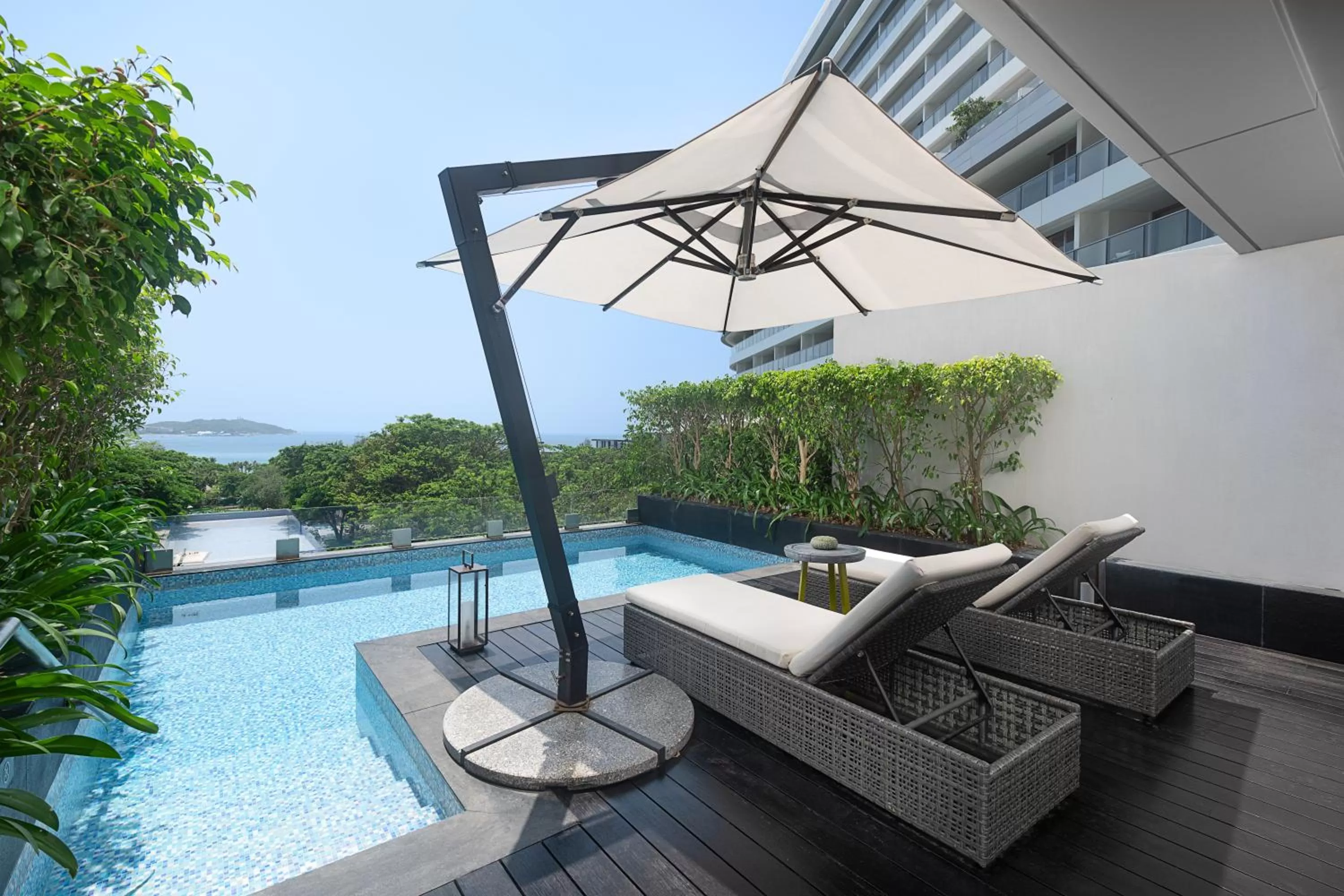 Balcony/Terrace in Rosewood Sanya