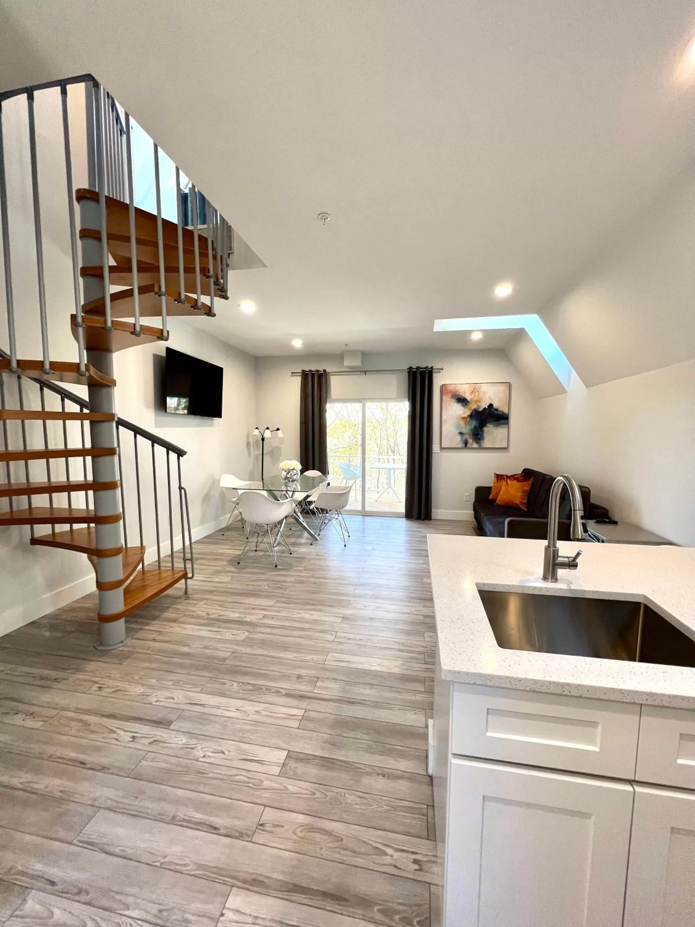 Kitchen or kitchenette in SKYLARANNA Resort & SPA