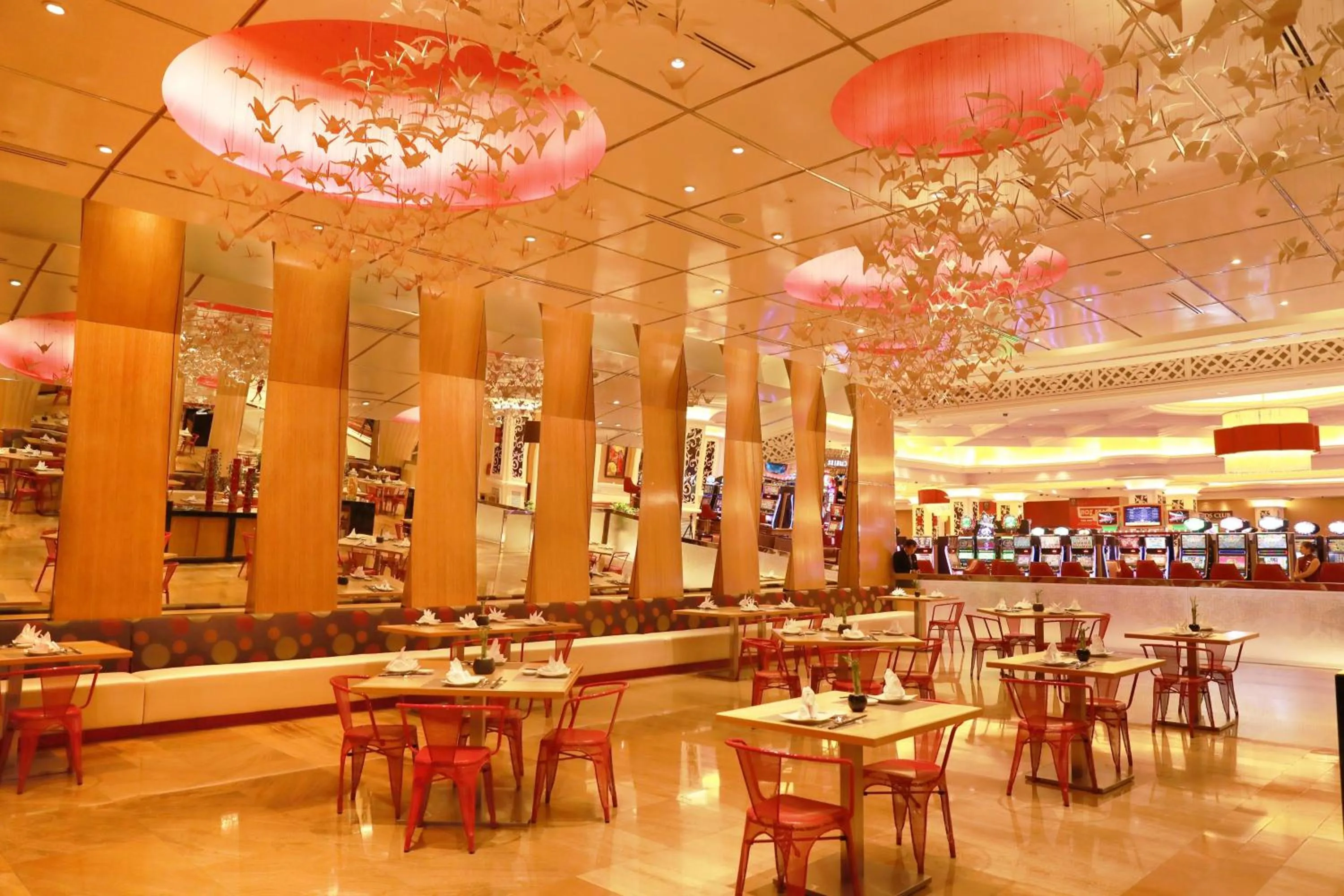 Restaurant/places to eat in InterContinental Grand Ho Tram