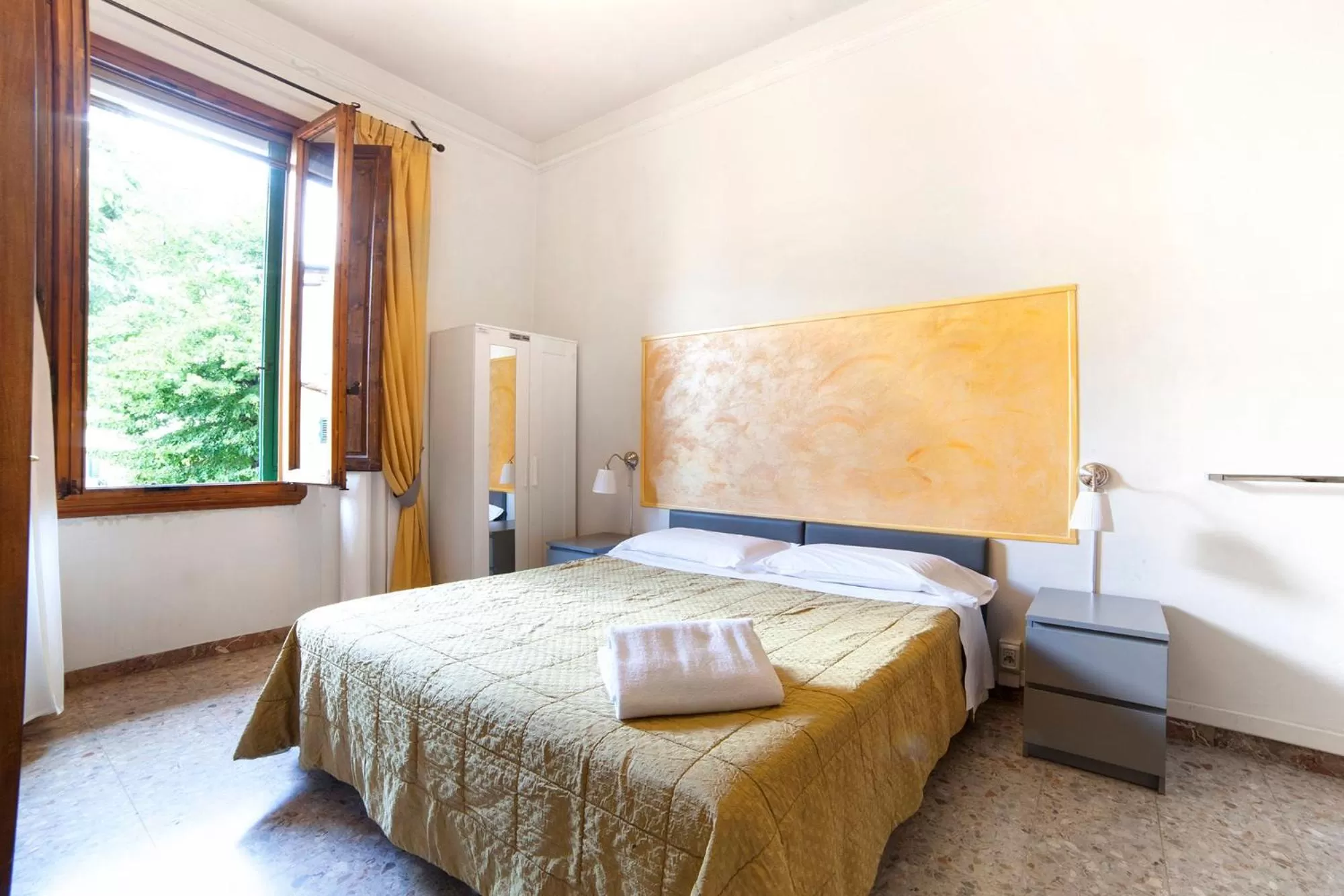 Photo of the whole room, Bed in Melody House