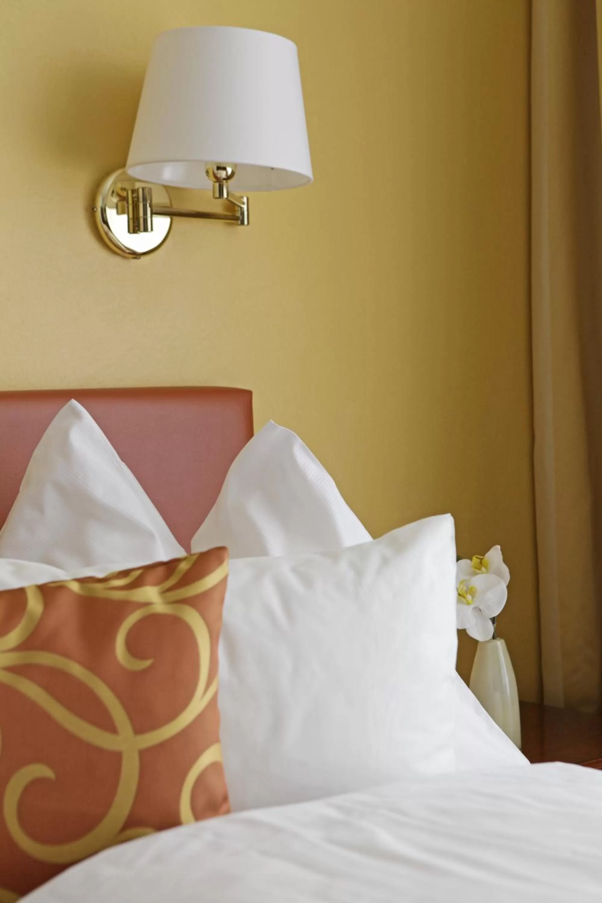 Bed in Hotel Domizil