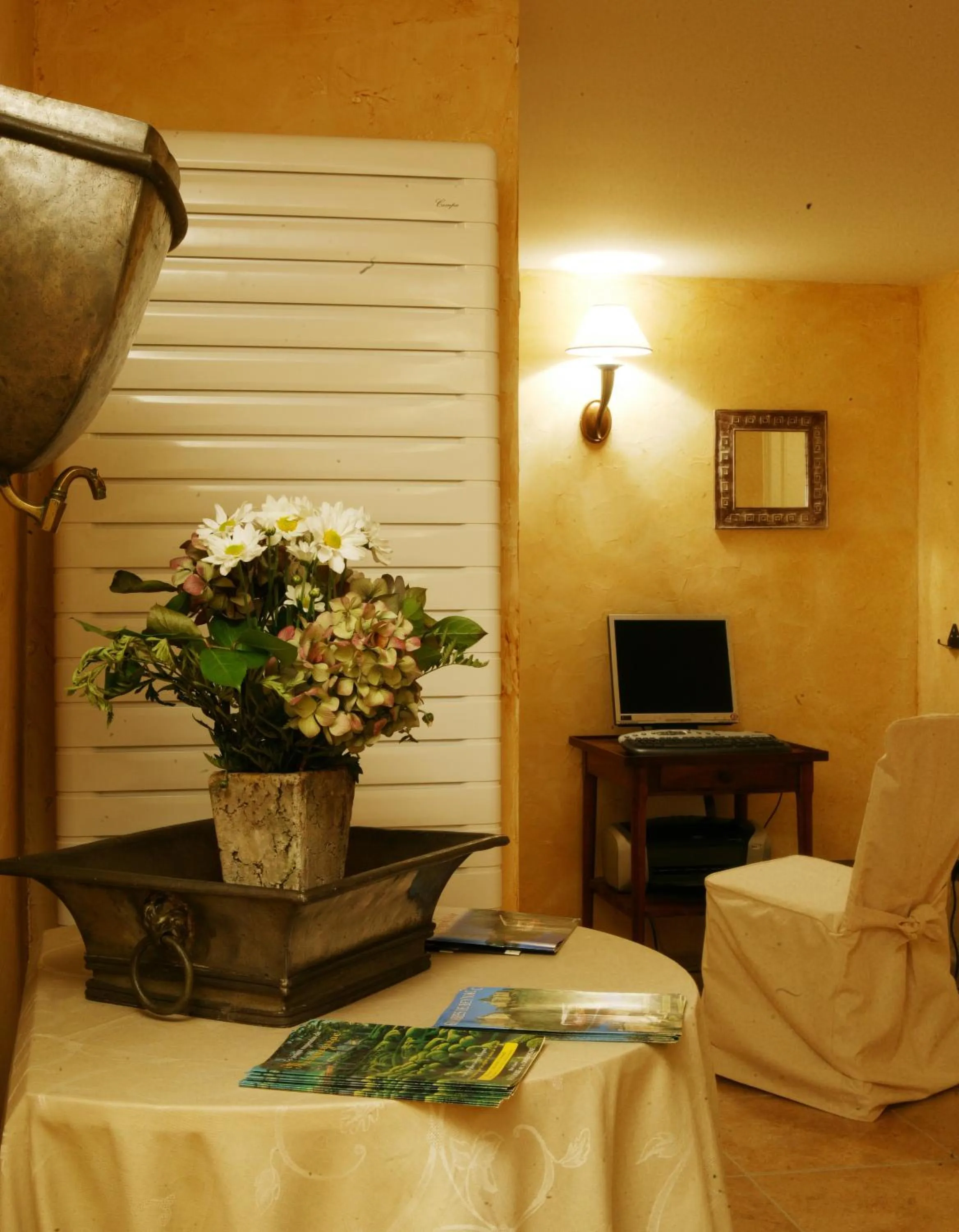 Business facilities in Clos La Boëtie & Spa