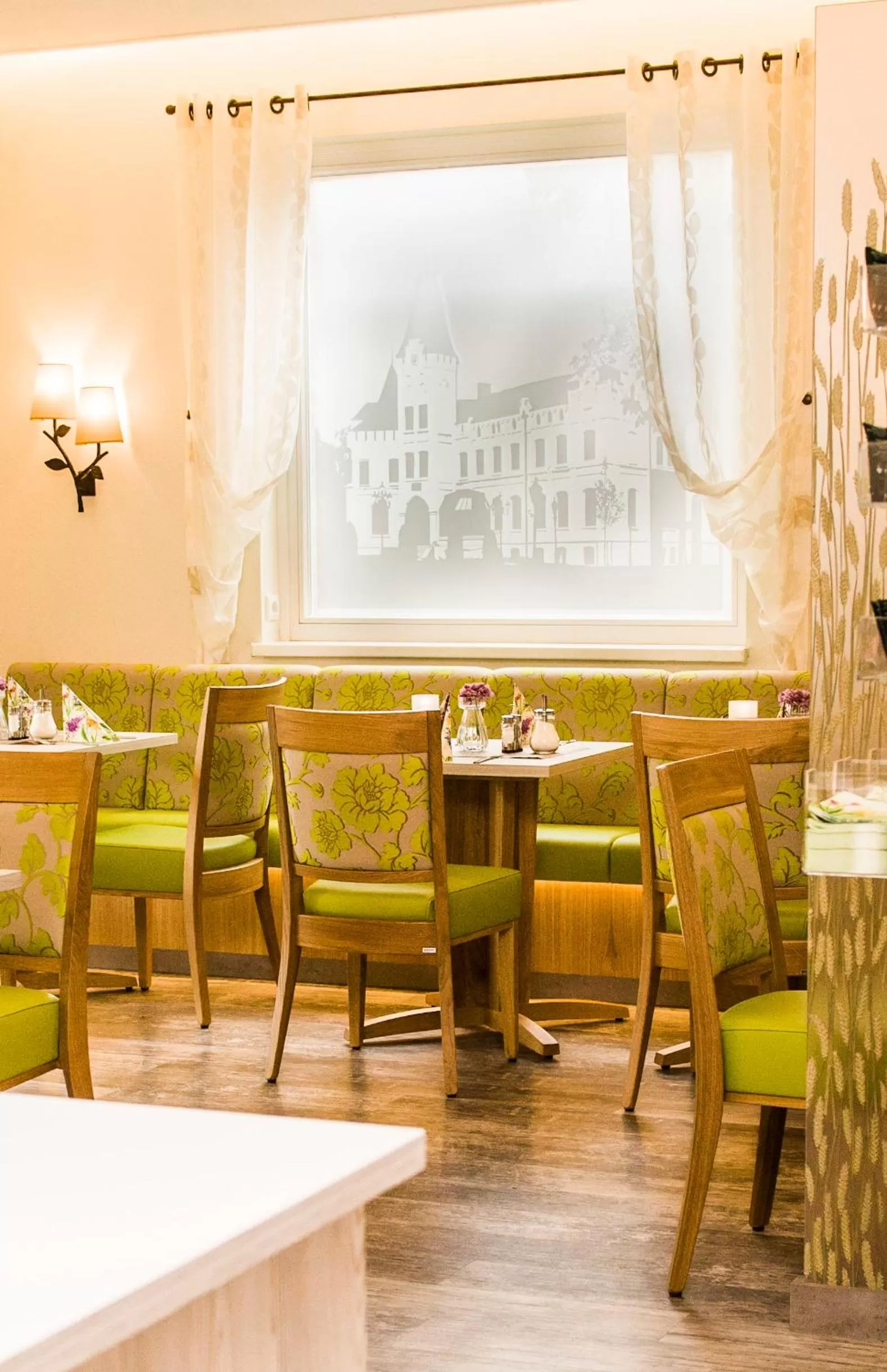 Restaurant/places to eat in Gästehaus Scharfe Kurve