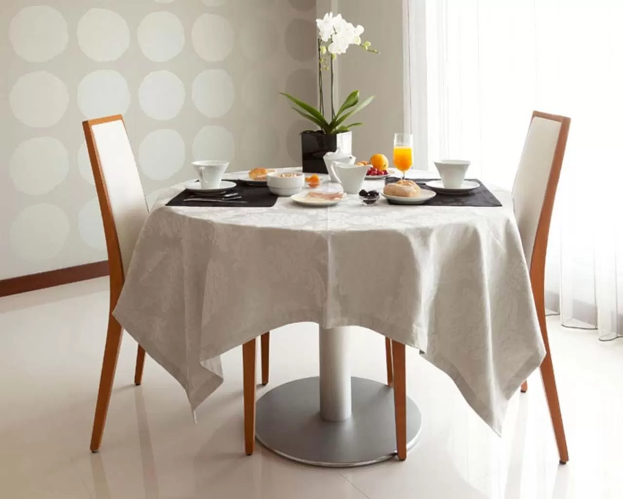 Restaurant/places to eat, Dining Area in Cardal Hotel