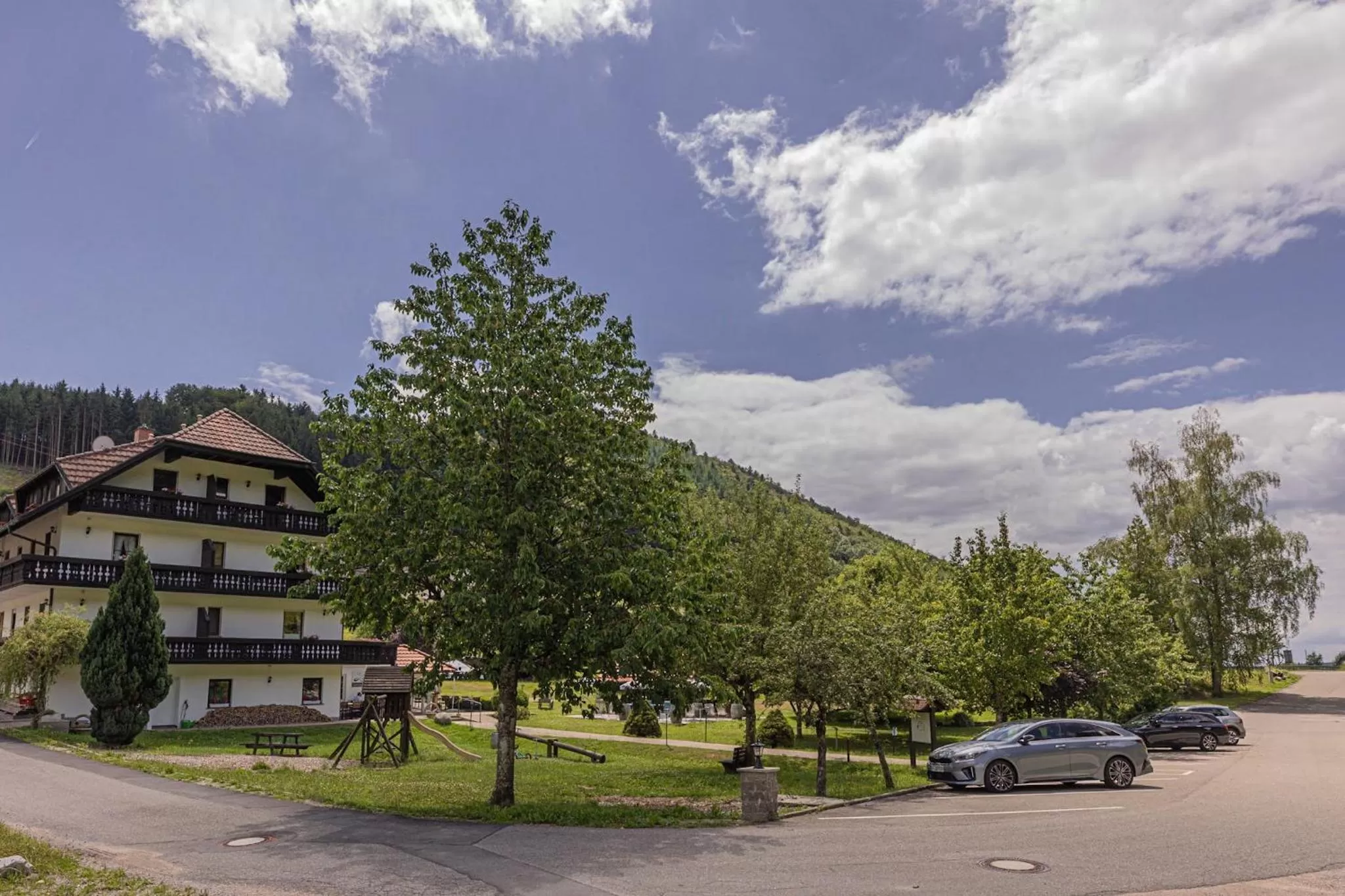 Parking, Property Building in Wohlfühlhotel Landmann