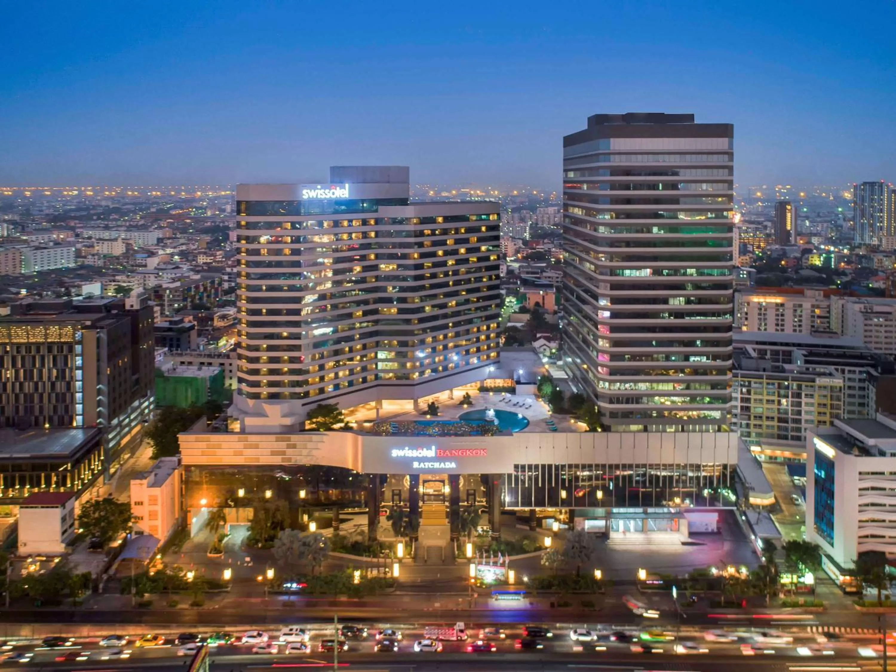 Property building in Swissotel Bangkok Ratchada