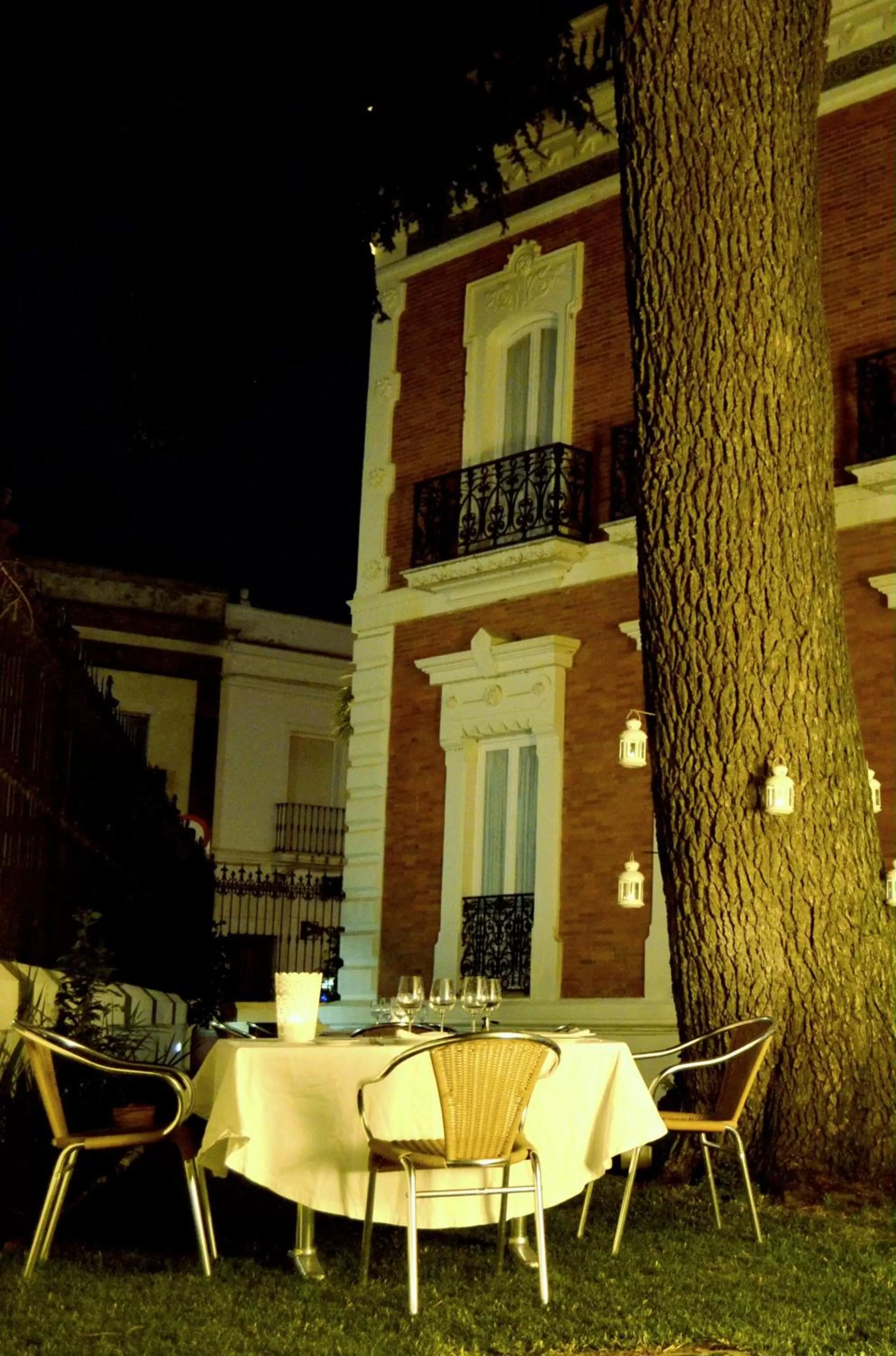 Restaurant/places to eat in Hotel Mirador de Llerena