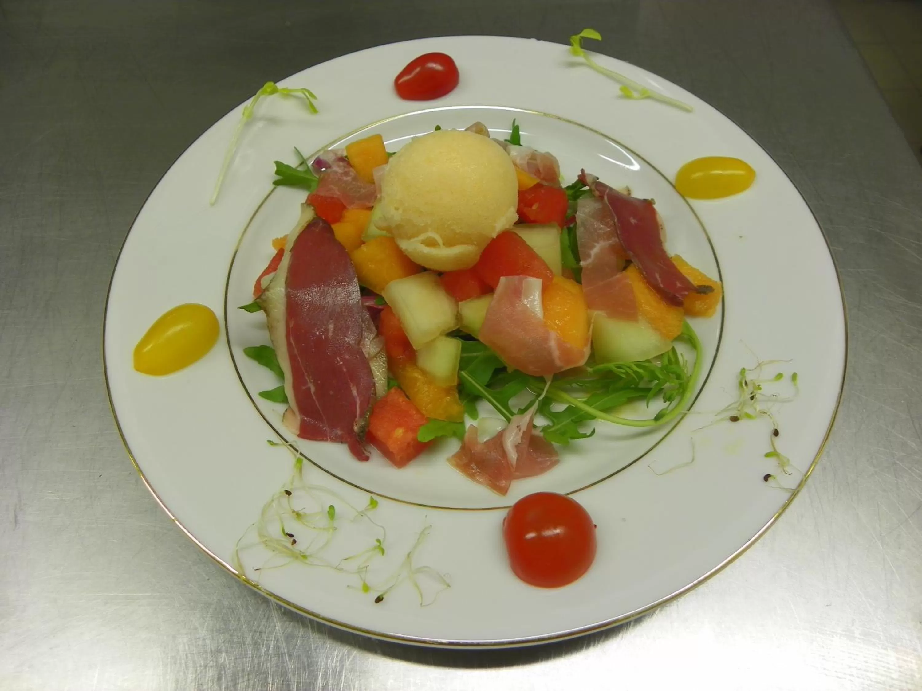 Food in Logis- Hôtel Spa Restaurant l'Epicurial