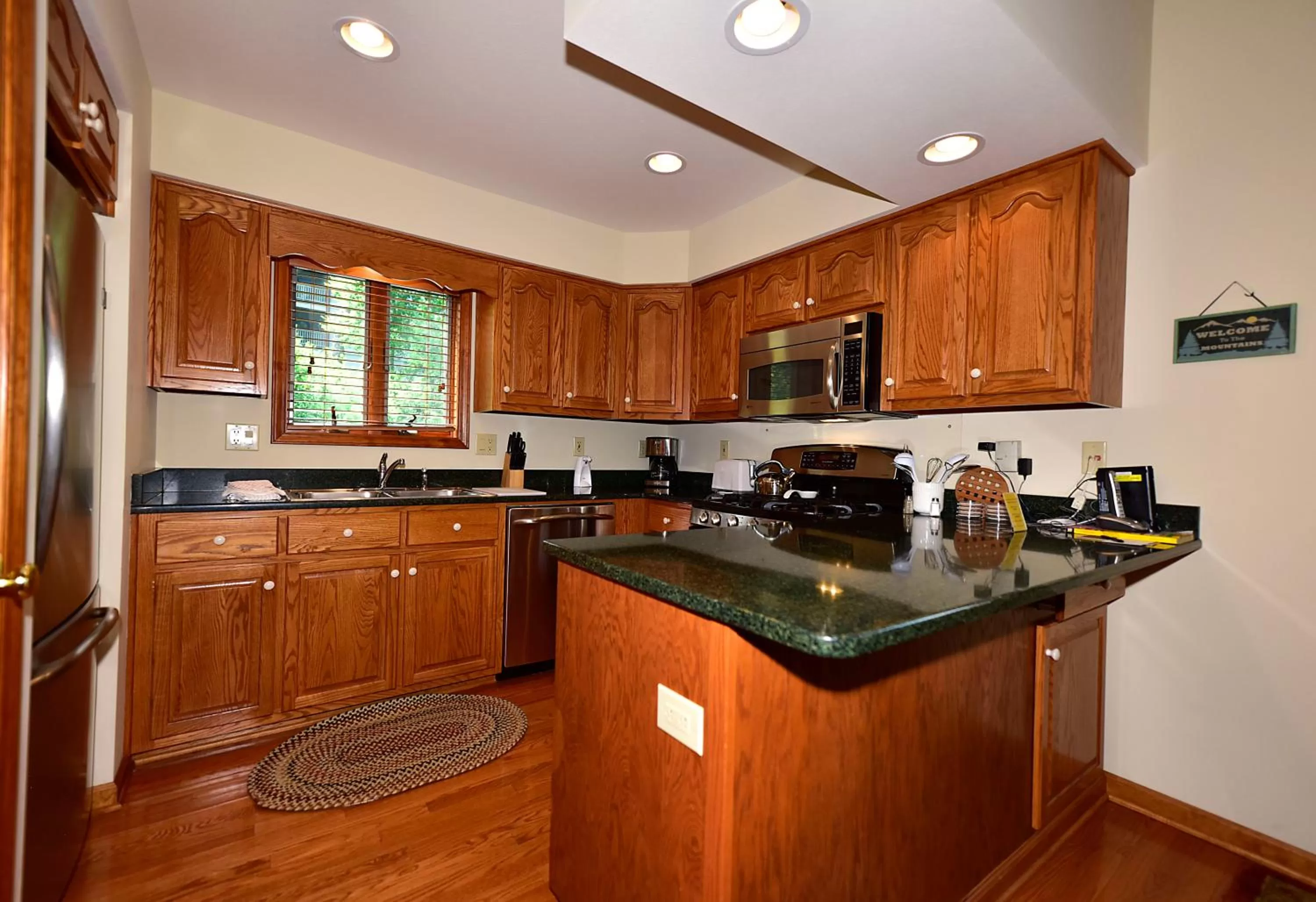 Kitchen or kitchenette, Kitchen/Kitchenette in Chetola Resort Condominiums