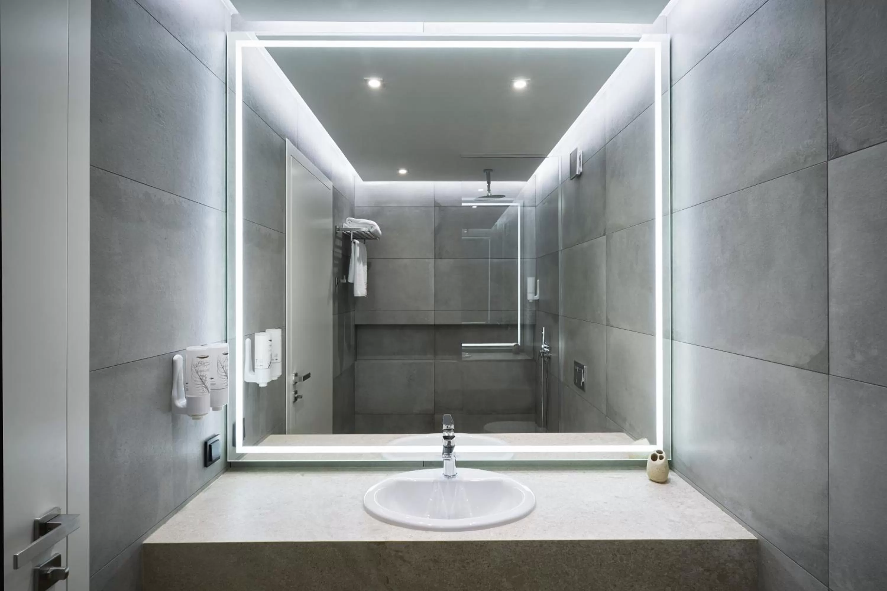 Shower in Adella Boutique Hotel - Free Secured Parking