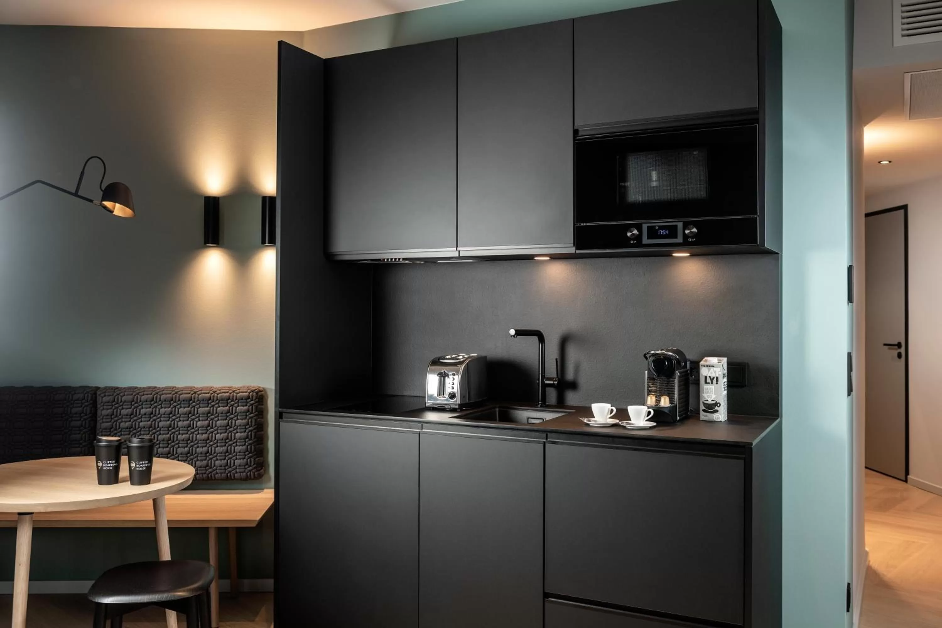 kitchen in Clipper Boardinghouse - Hamburg-Michel