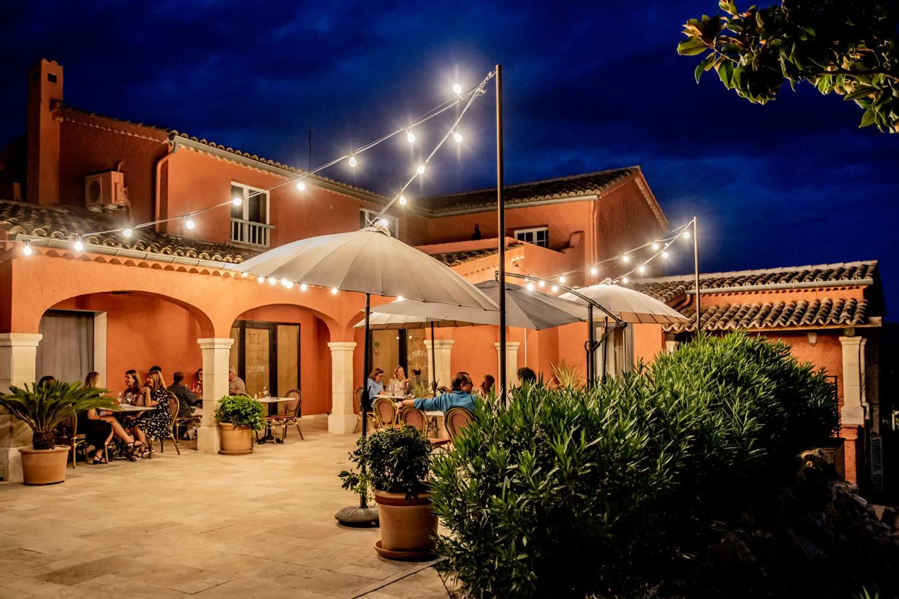 Restaurant/places to eat in Domaine Rabiega - Vineyard and Boutique hotel