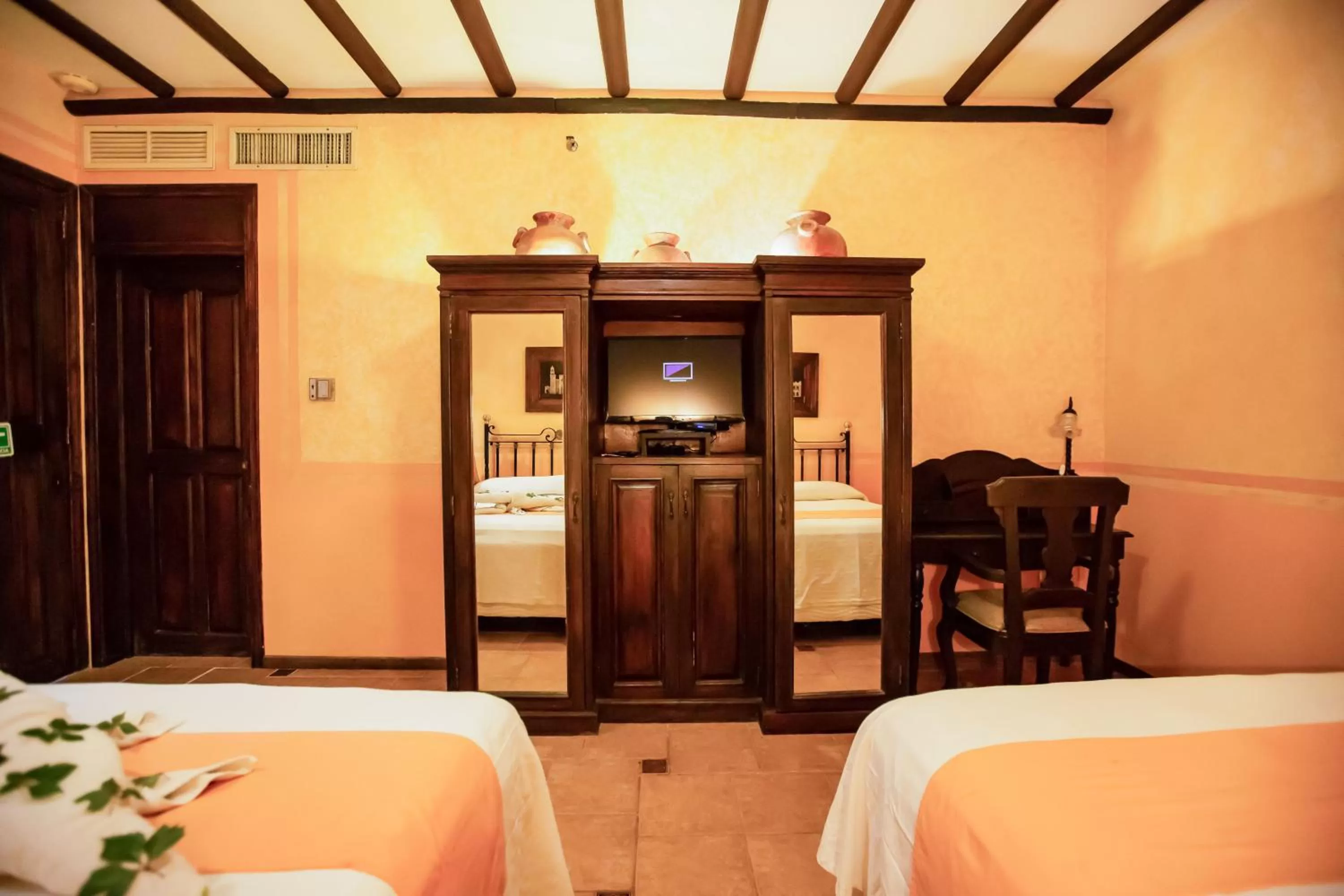 Photo of the whole room, Bed in Hotel Boutique La Mision De Fray Diego