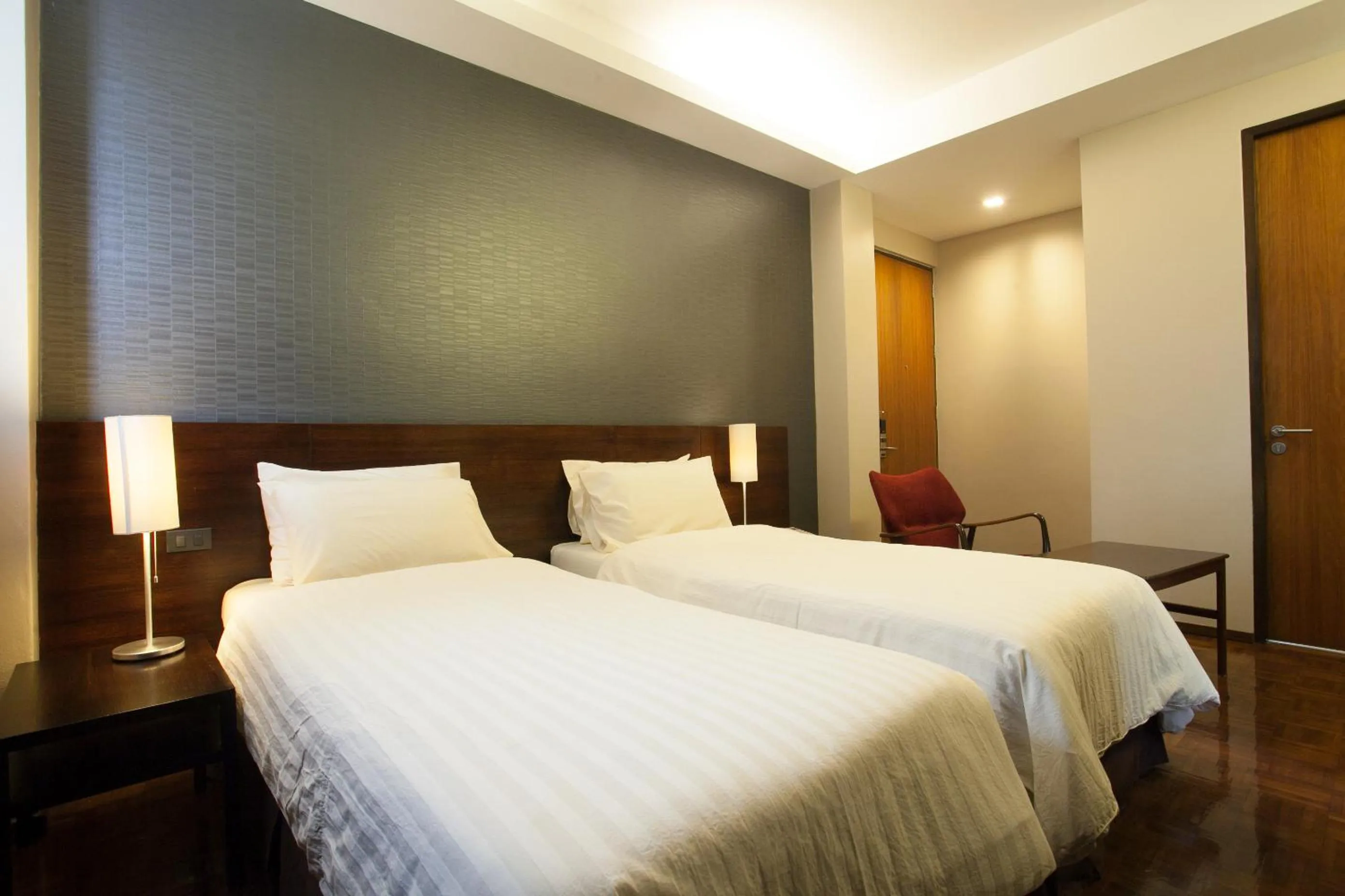 Other, Bed in Baansilom Soi 3