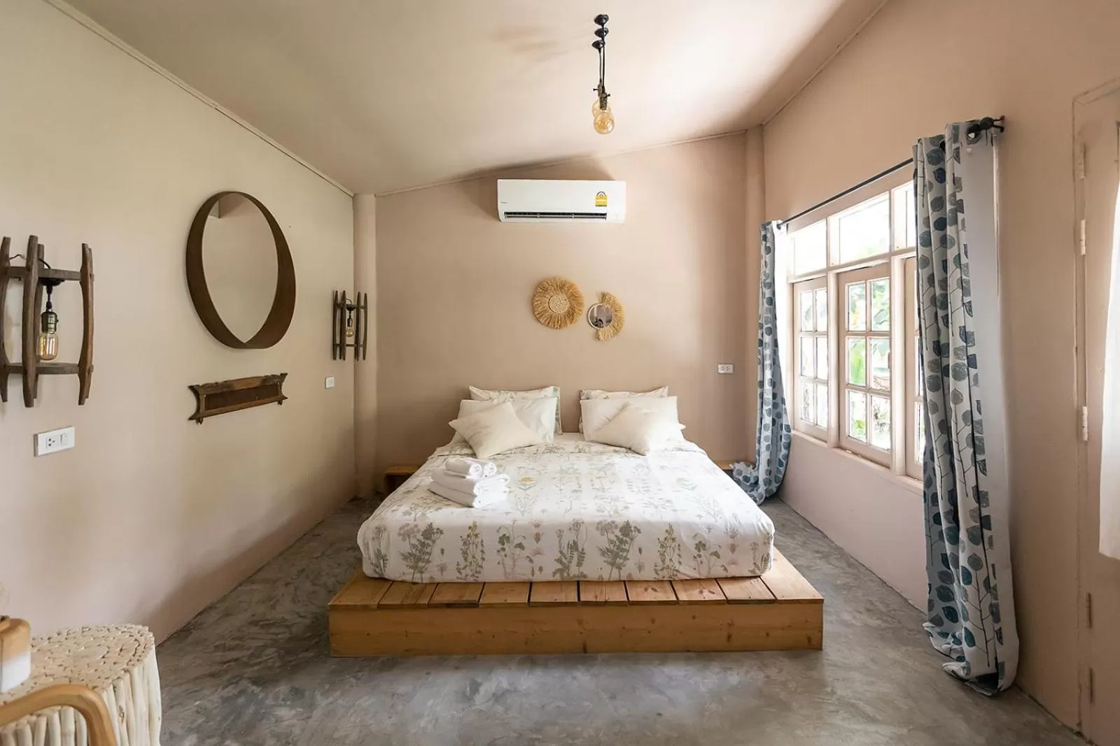 Bed in Indie Beach Bungalows