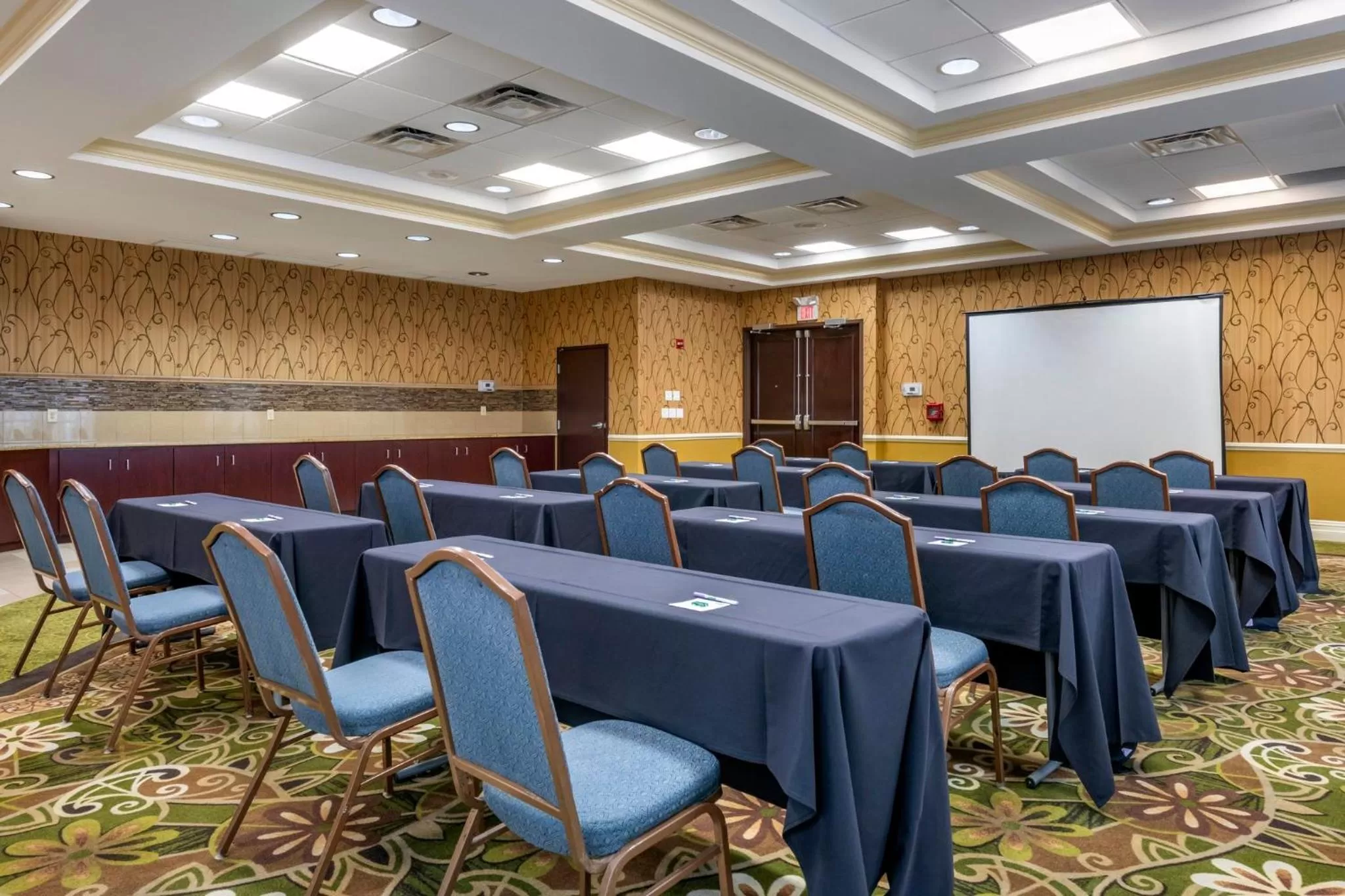 Meeting/conference room in Holiday Inn Resort Orlando - Lake Buena Vista by IHG