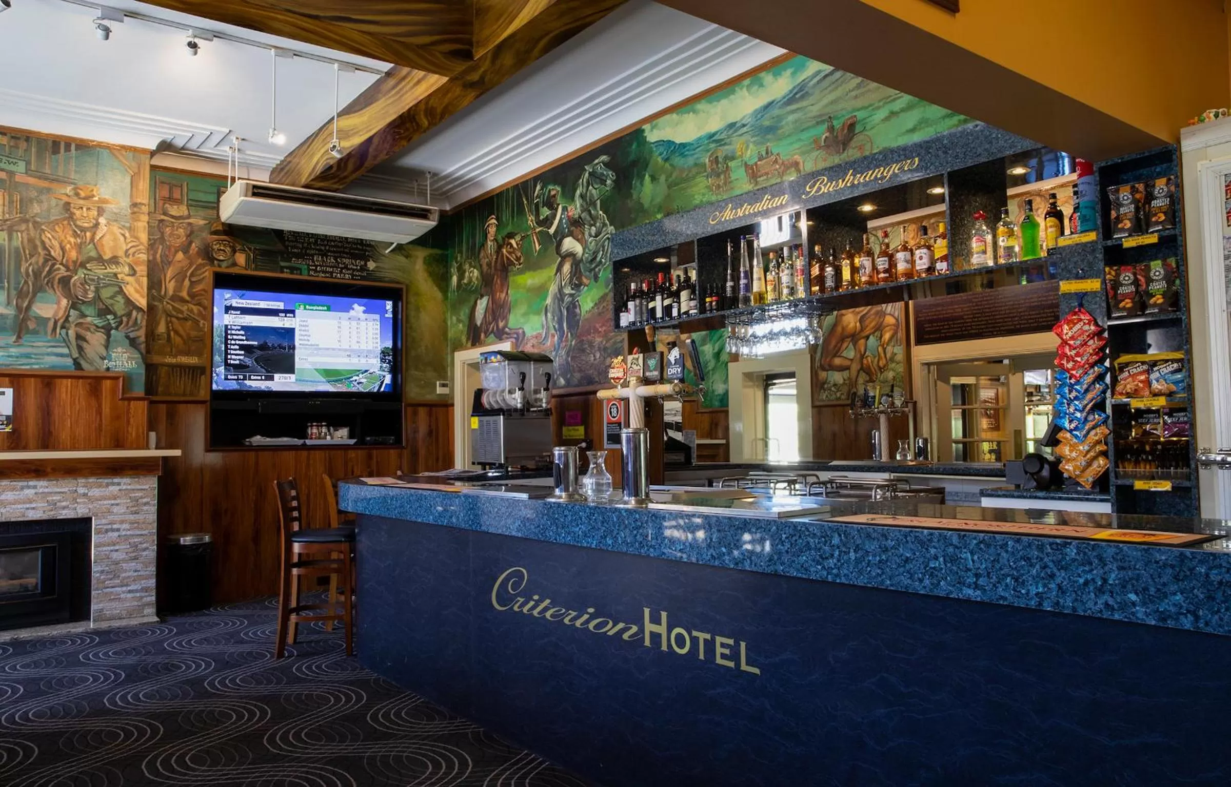 Lounge or bar in Criterion Hotel Gundagai