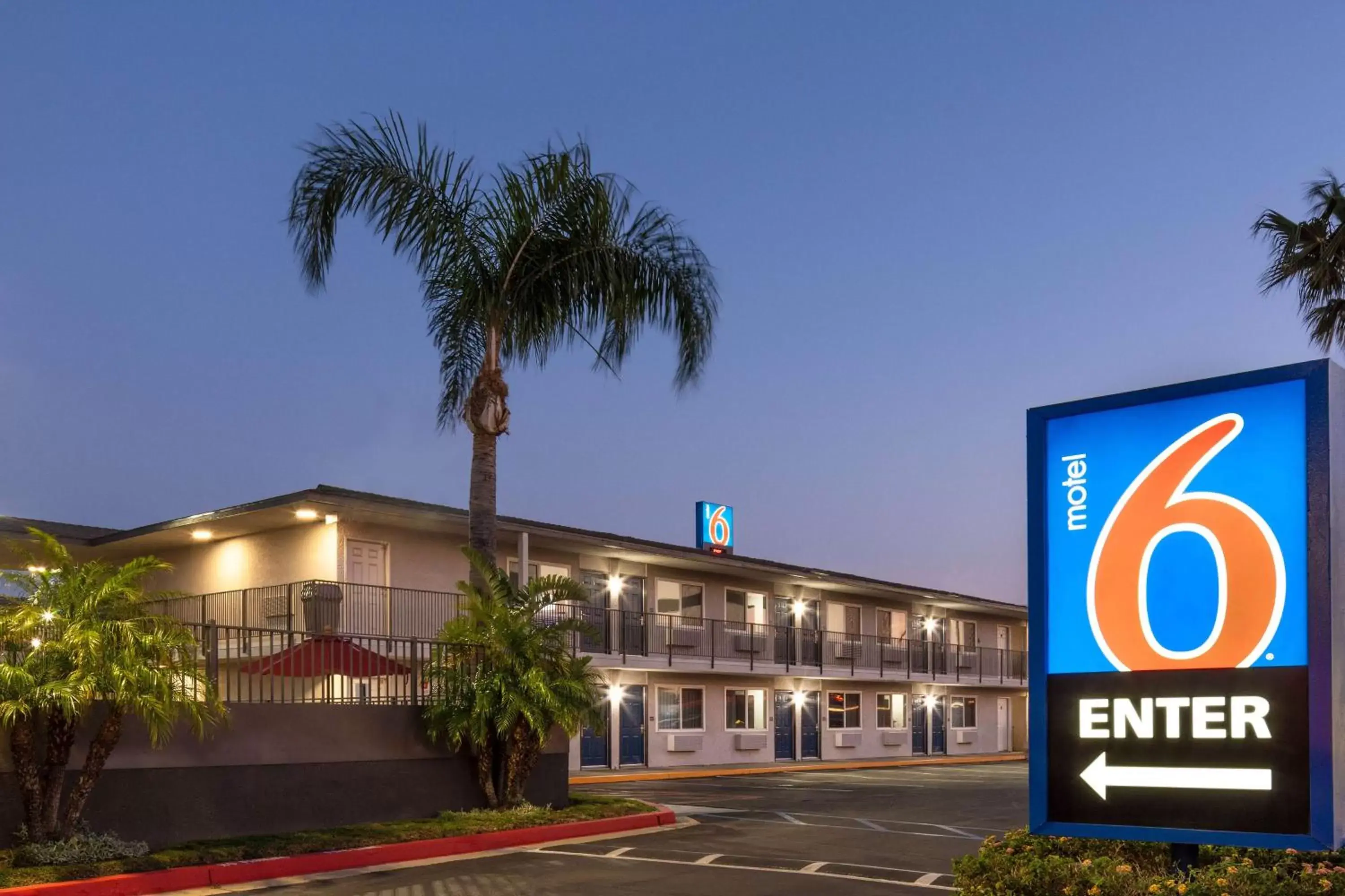 Motel 6-Fontana, CA Motel 6-Fontana, CA