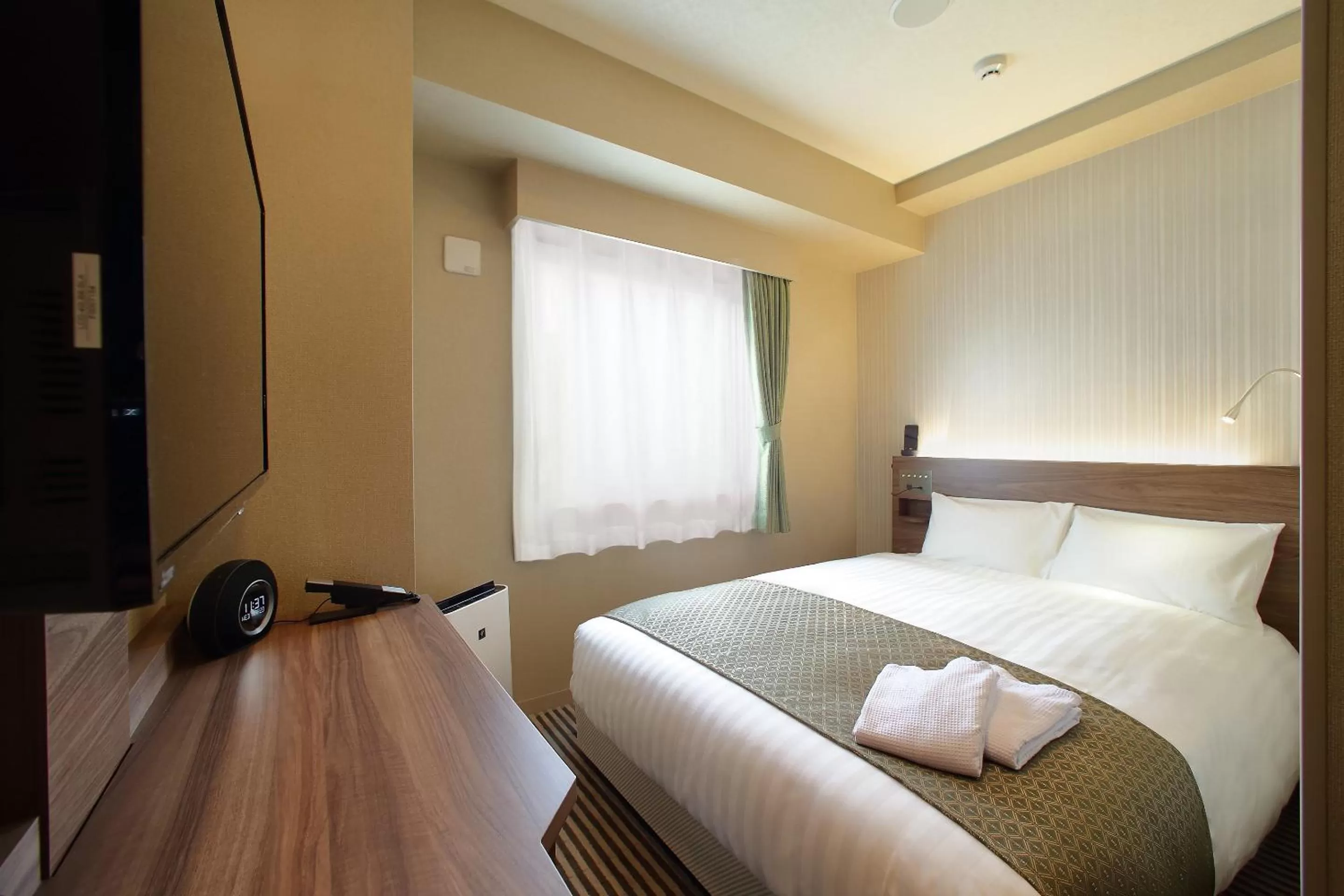 Bed in Hotel Oriental Express Osaka Shinsaibashi