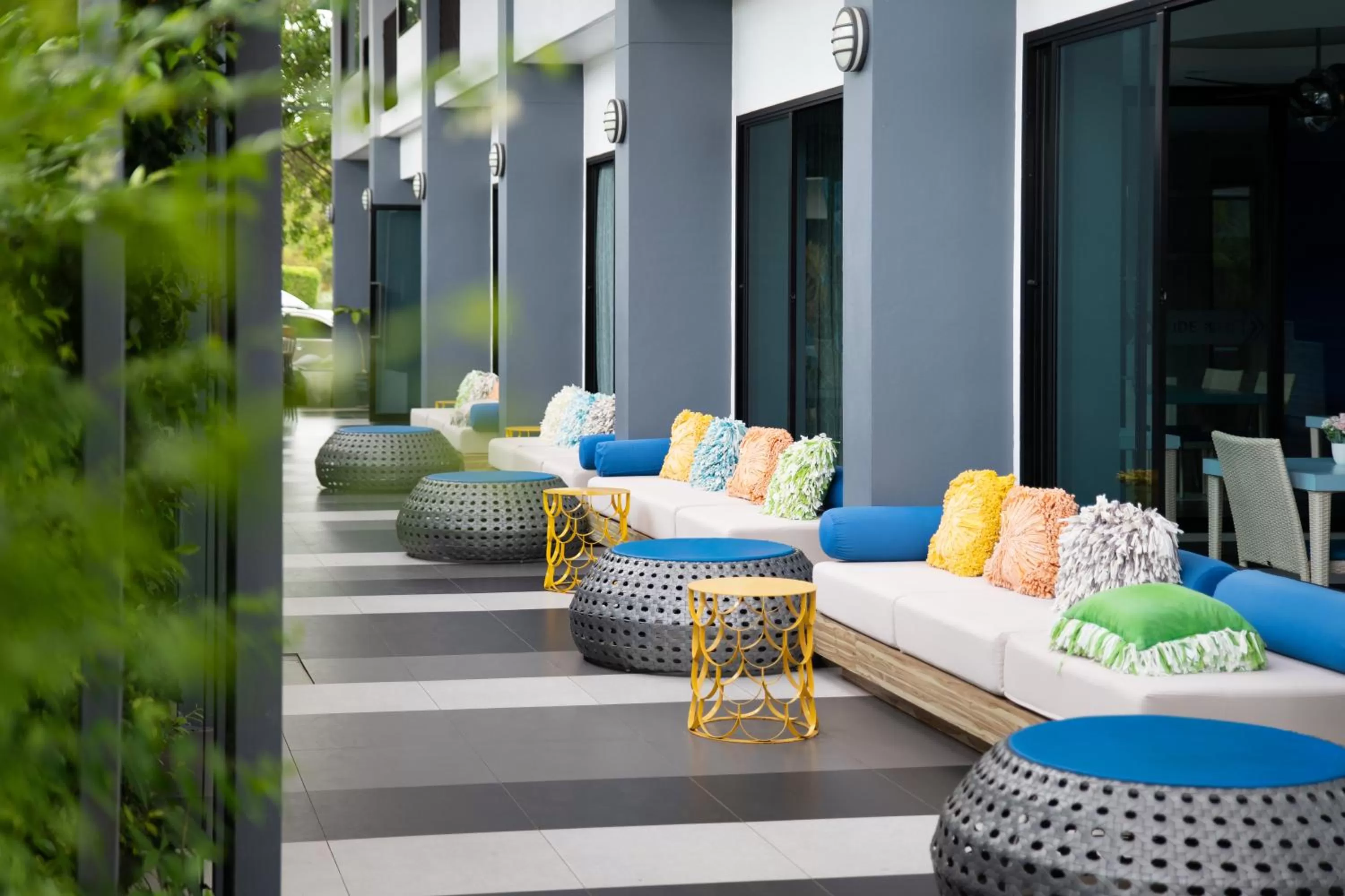 Seating area in Krabi SeaBass Hotel