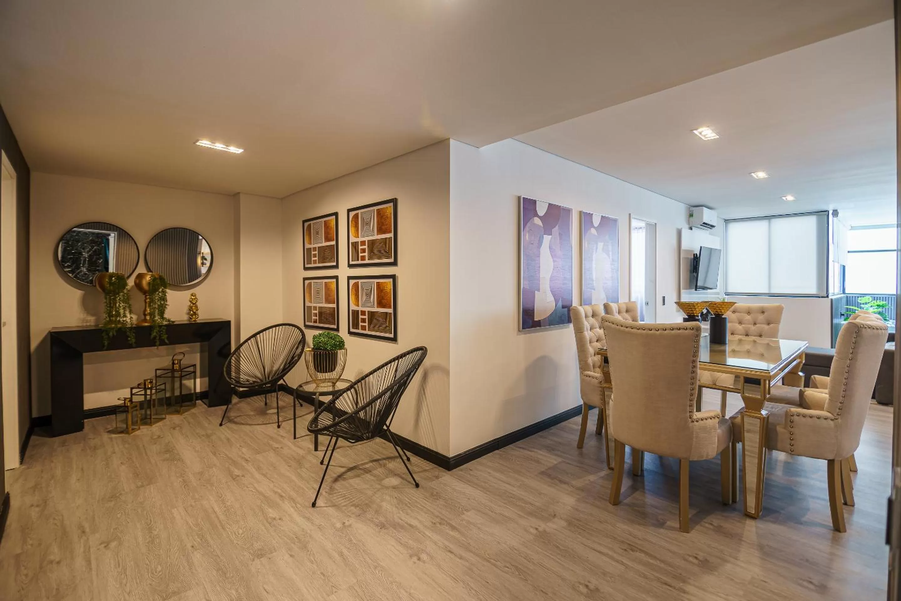 Dining area in First Class Hotel