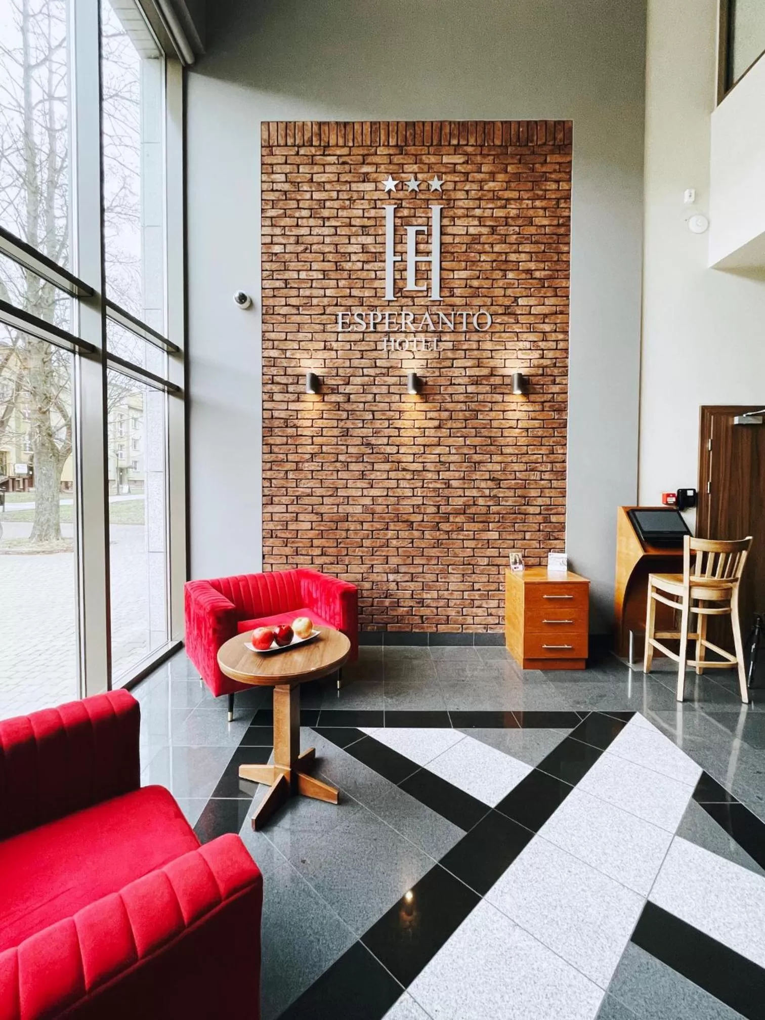 Lobby or reception in Hotel Esperanto