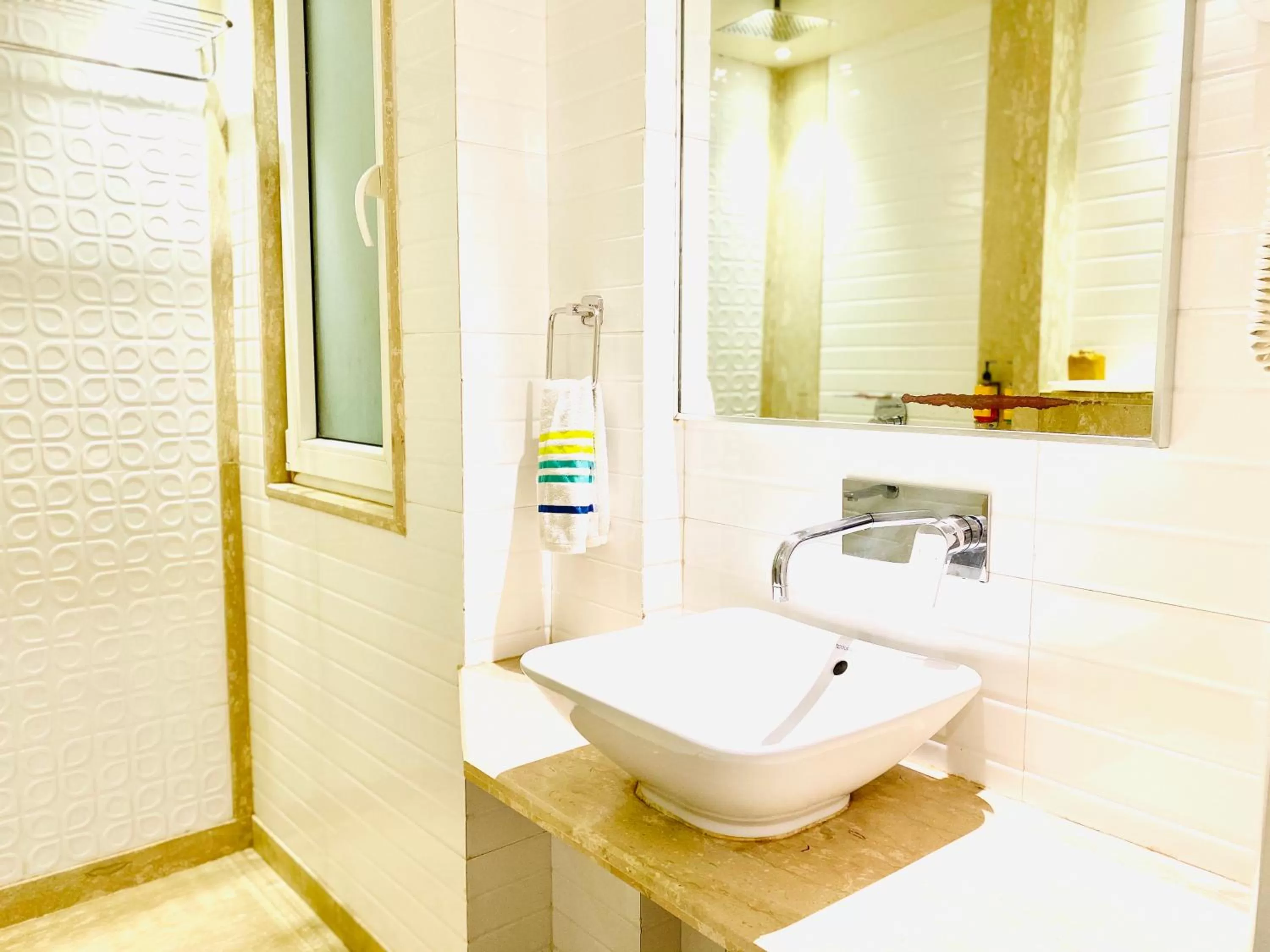 Bathroom in City Empire - New Delhi Railway Station, Near Connaught Place