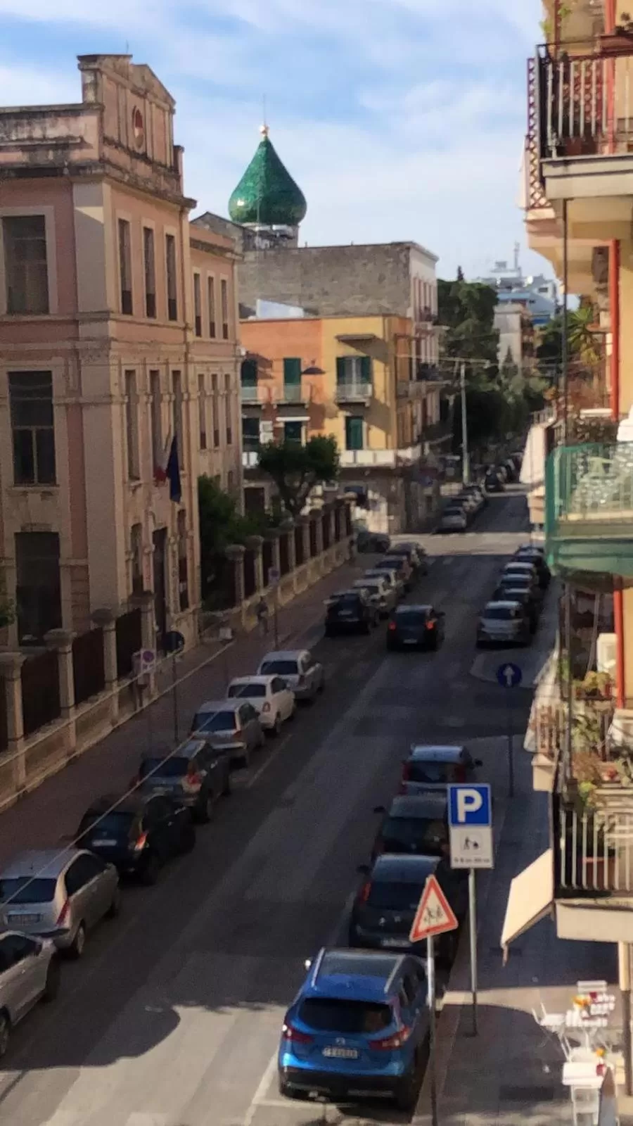 Neighbourhood in chiesa russa