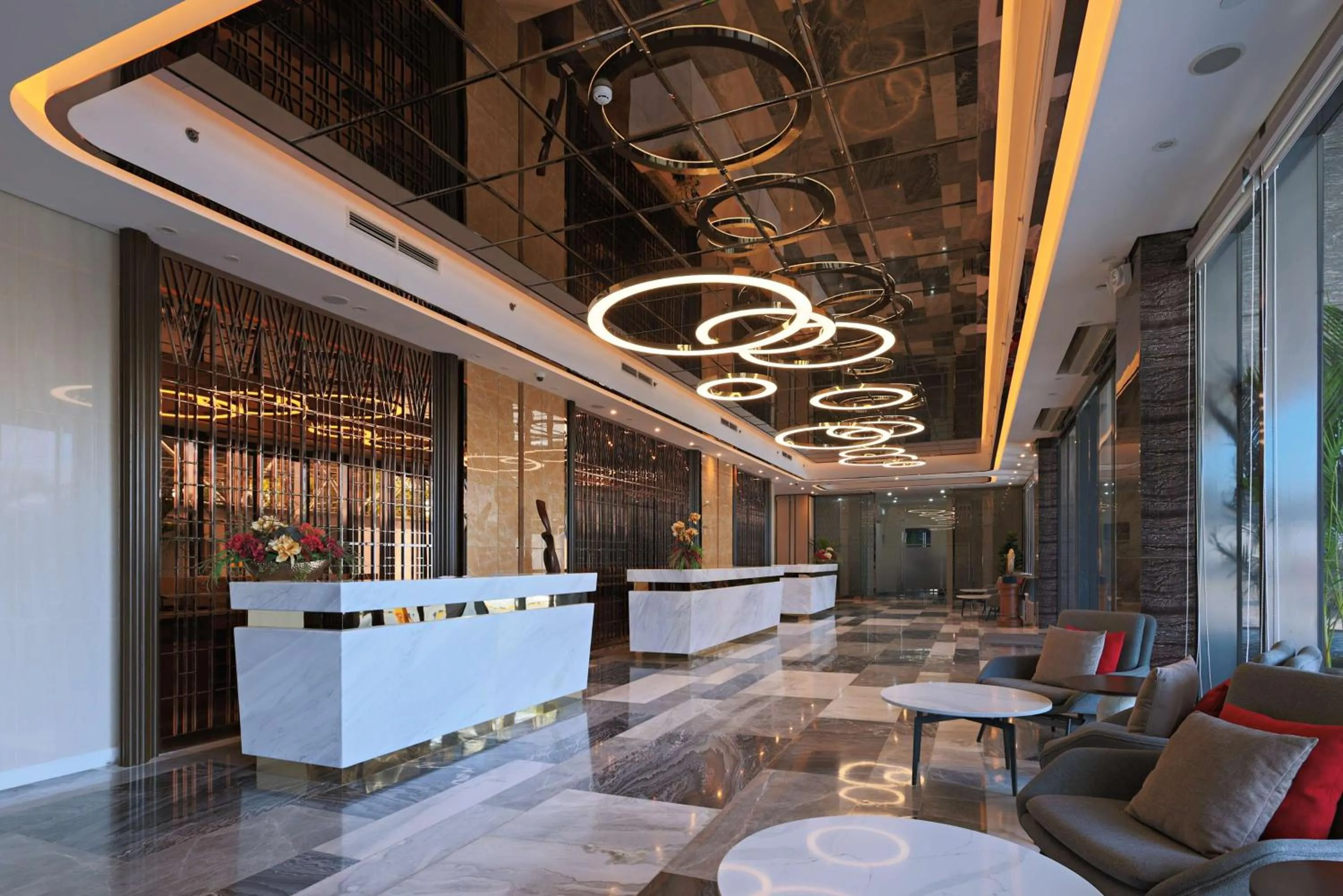 Lobby or reception in Best Western Plus Metro Clark