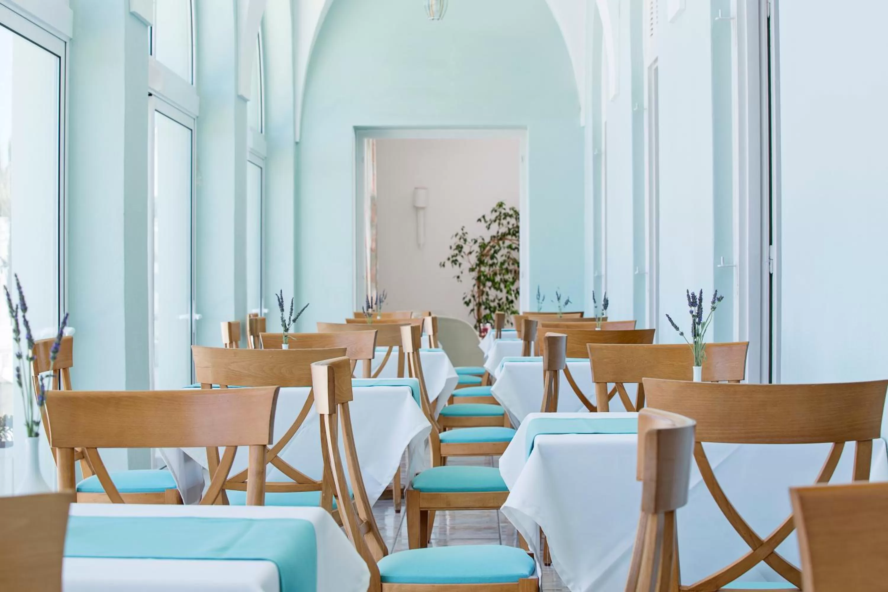 Restaurant/places to eat in Atlantis Hotel