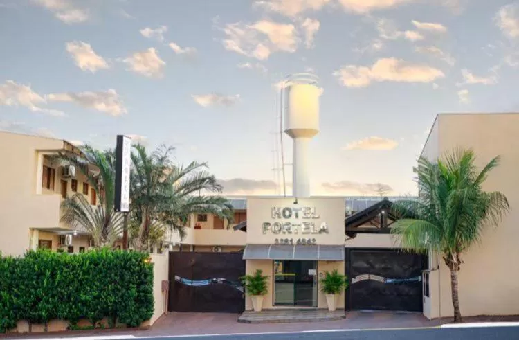 Property building in Hotel Portela III - Aprox 600m do Thermas dos Laranjais e Hot Beach