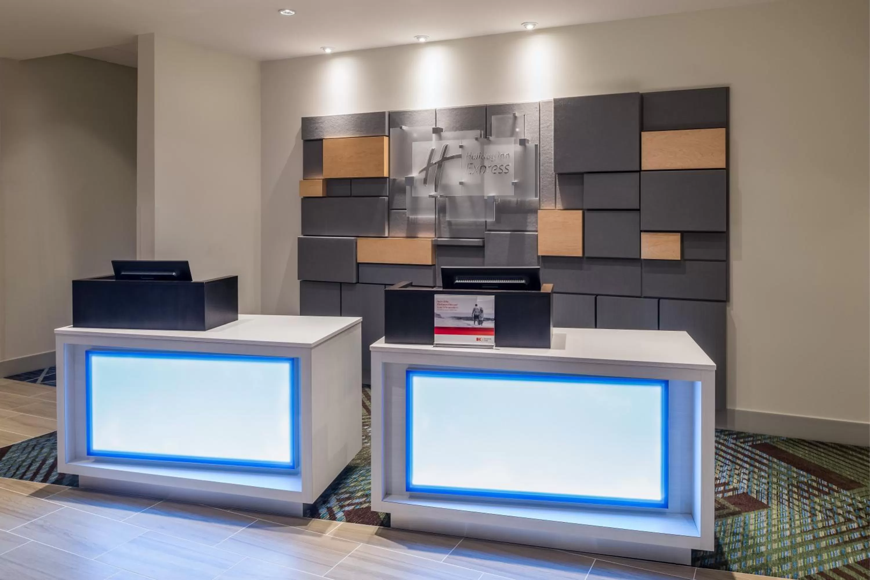 Property building in Holiday Inn Express Troy by IHG