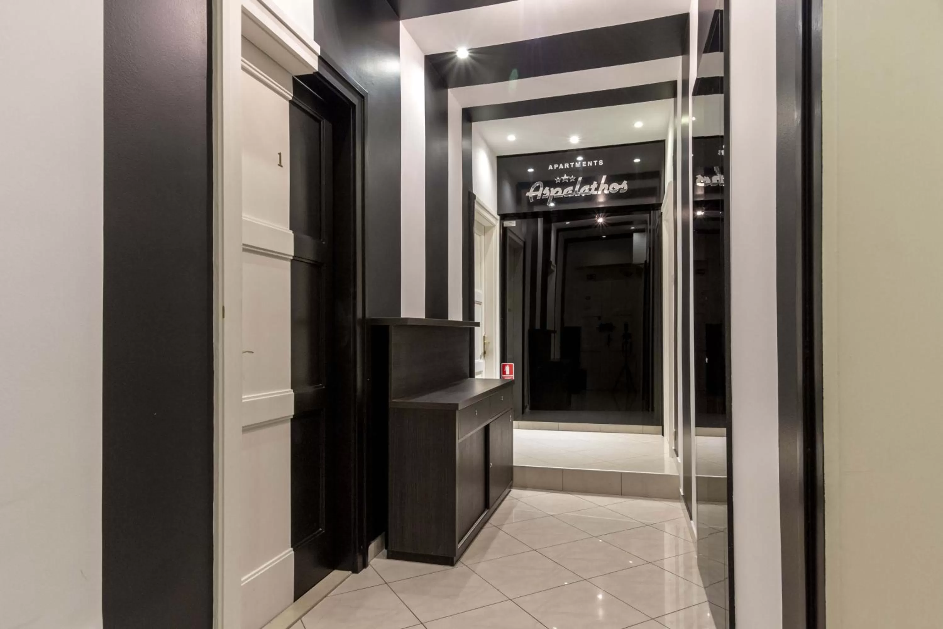 Lobby or reception in Apartments Aspalathos