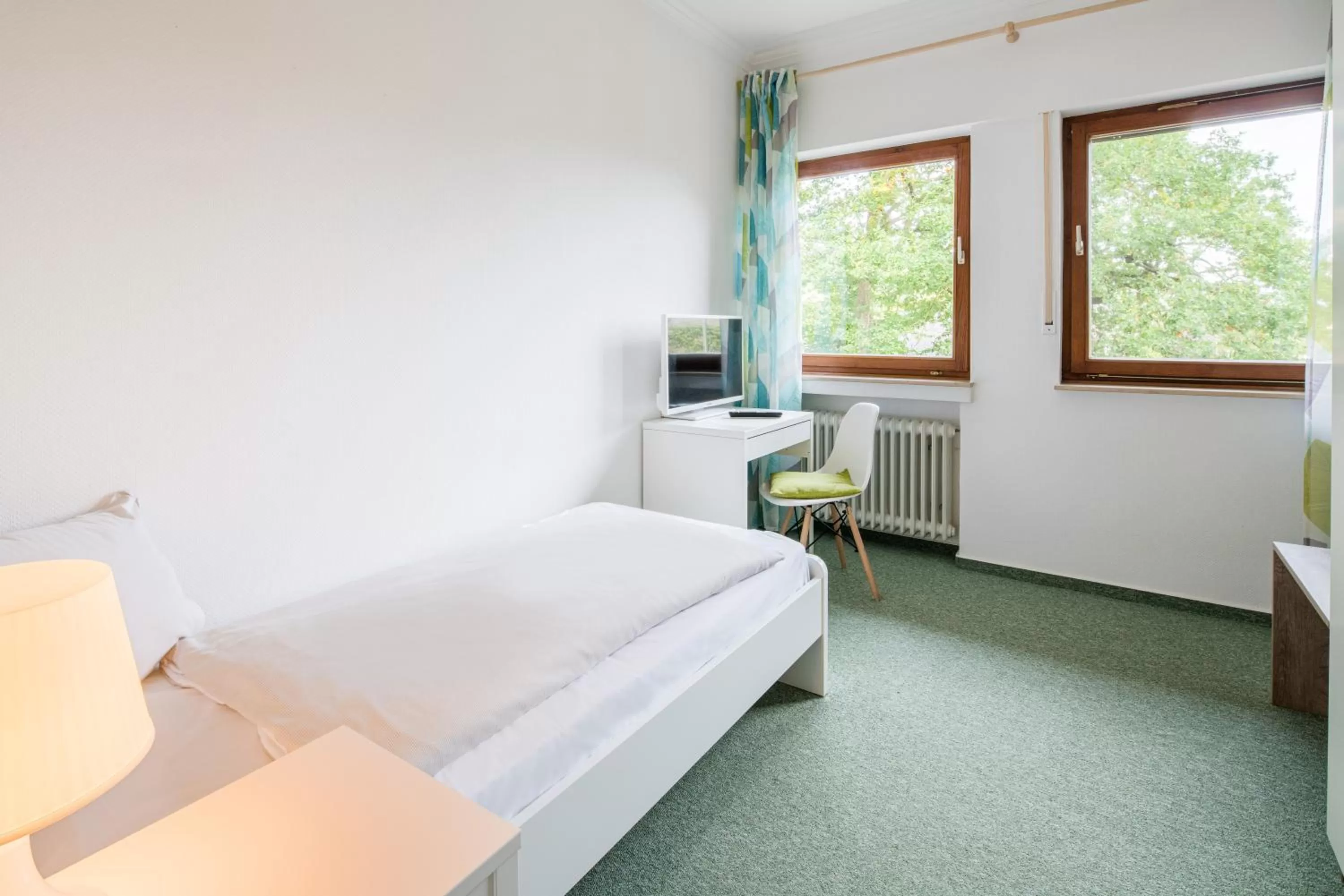 Bed in Hotel Hopener Wald ,Self Check In