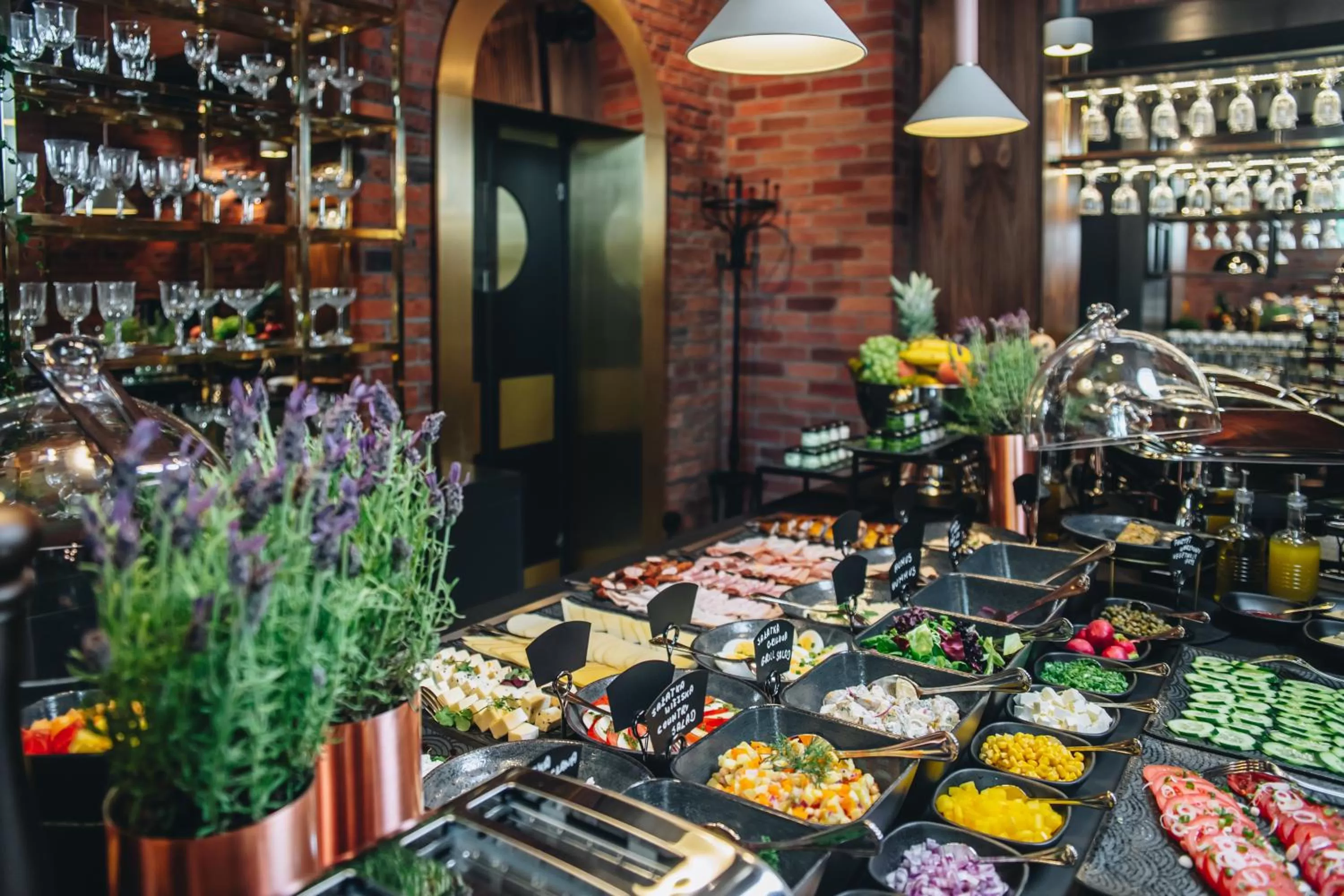 Breakfast in Hotel Altus Palace - Destigo Hotels