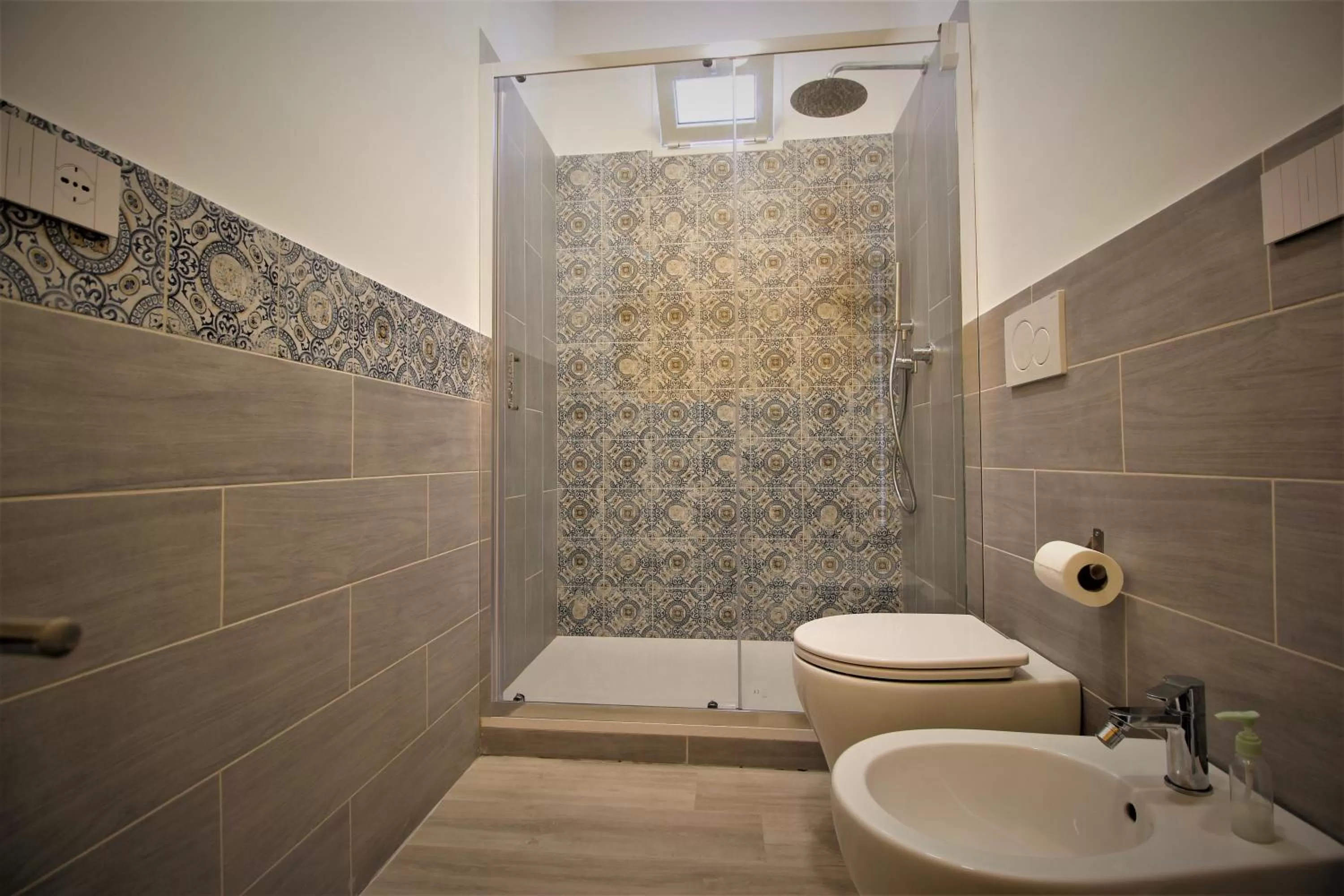 Shower in B&B Belvedere All'Idria