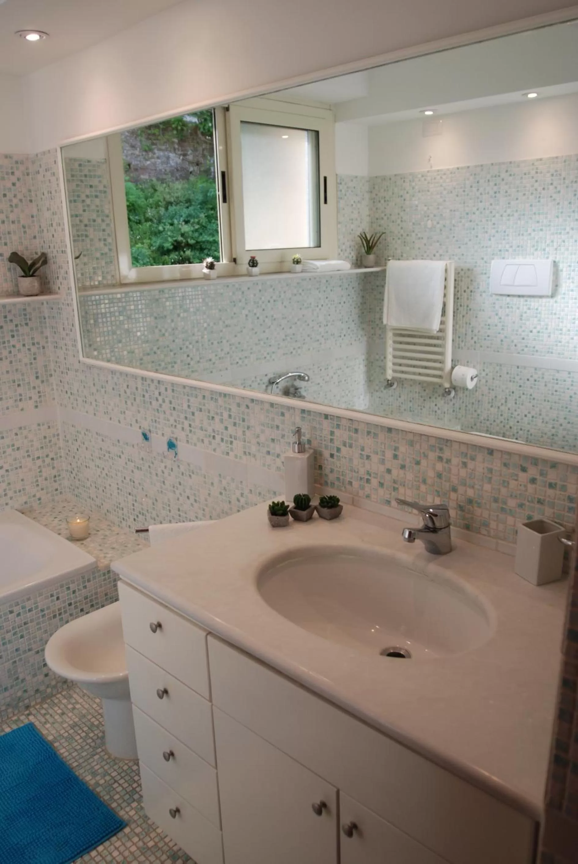 Bathroom in La Cannella