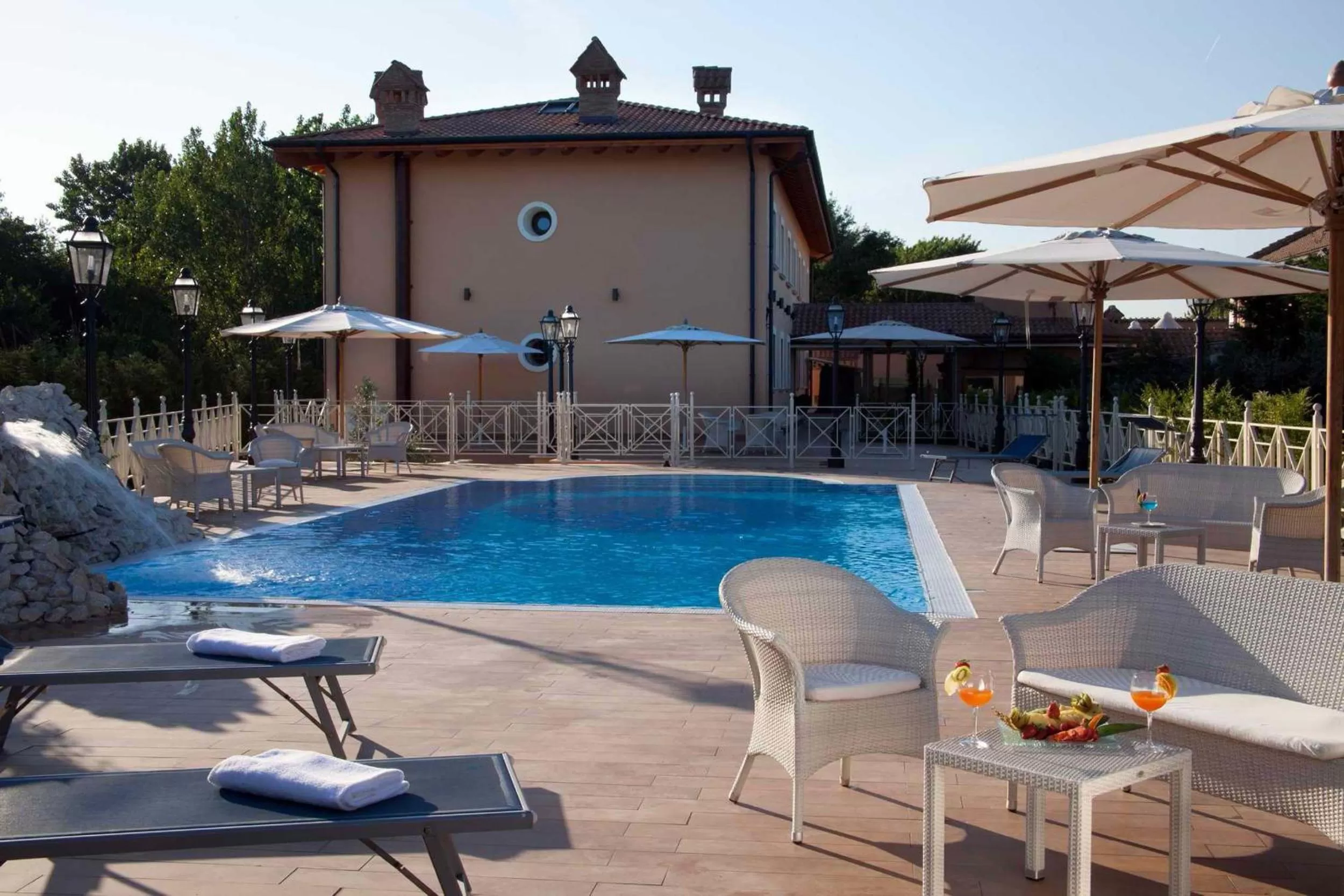 Swimming pool in Hotel Piccolo Borgo