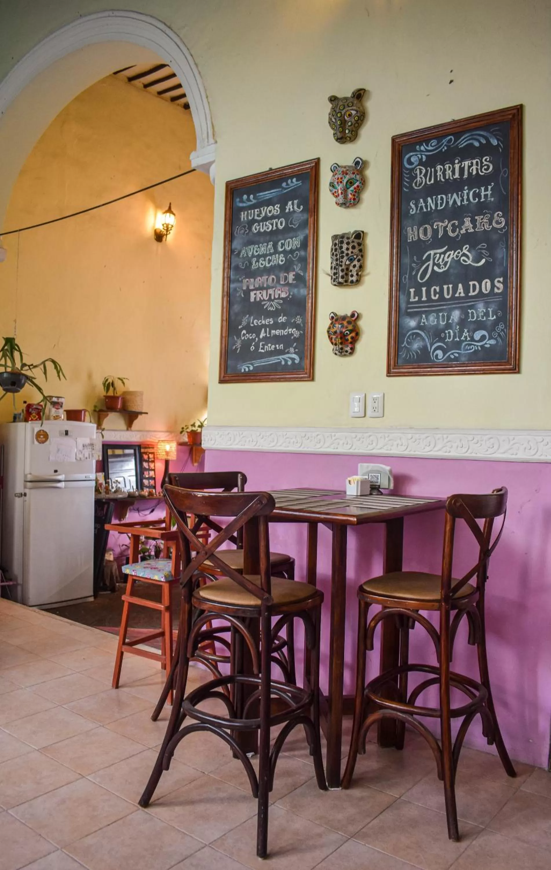 Restaurant/places to eat in Hotel Santa Ana