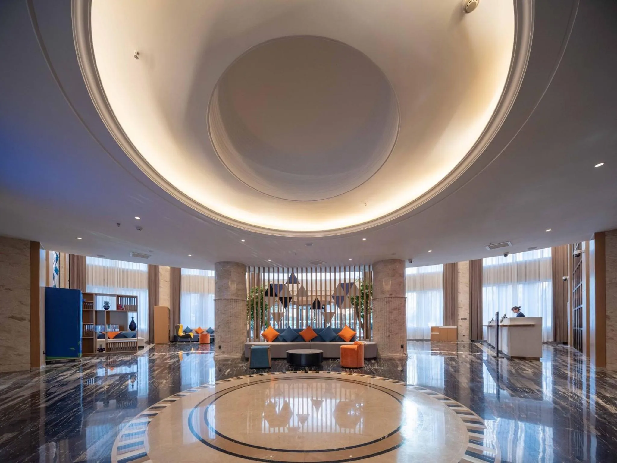 Property building in Holiday Inn Express Zhengzhou Guancheng by IHG