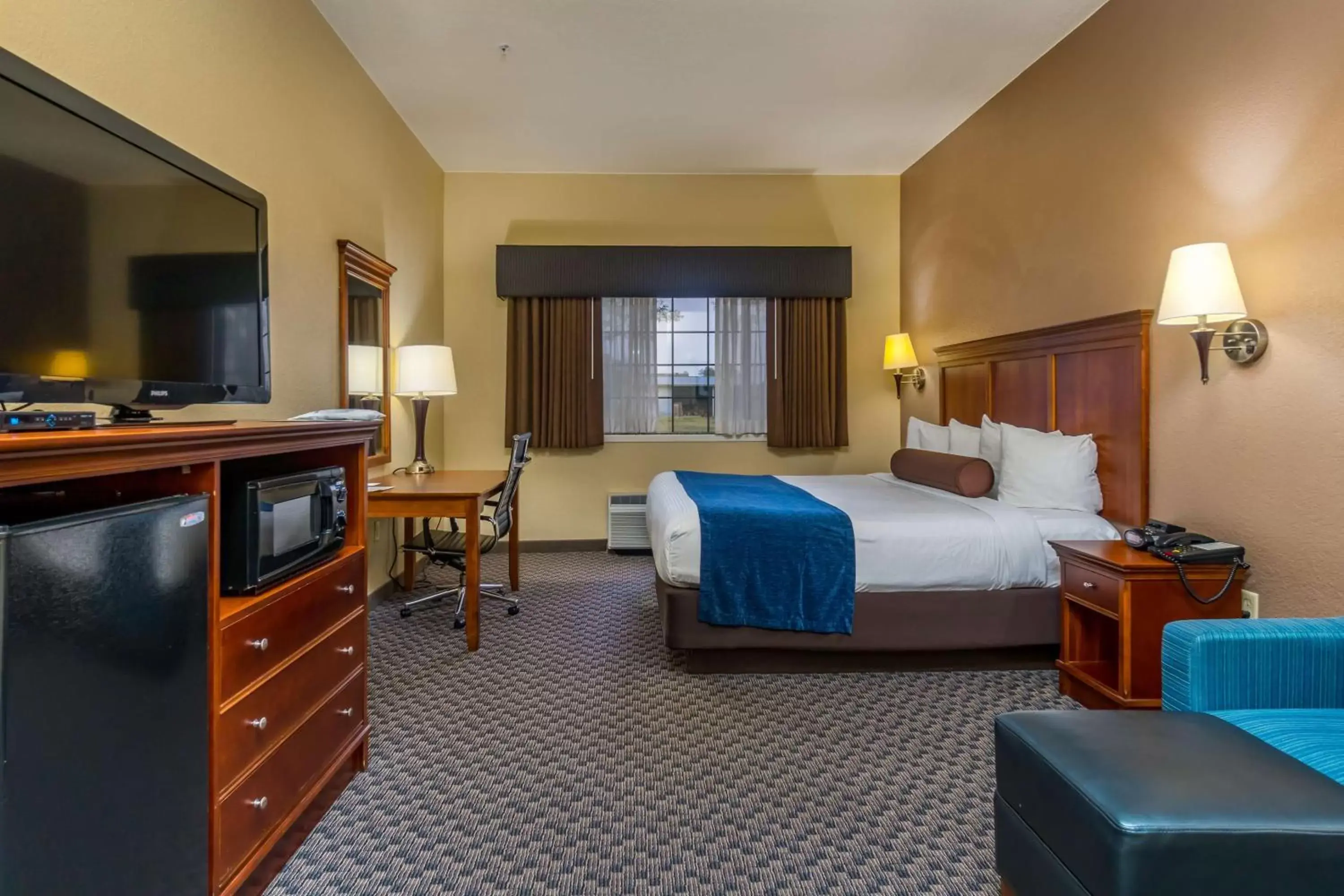King Room in Best Western Plus Shamrock Inn & Suites King Room in Best Western Plus Shamrock Inn & Suites