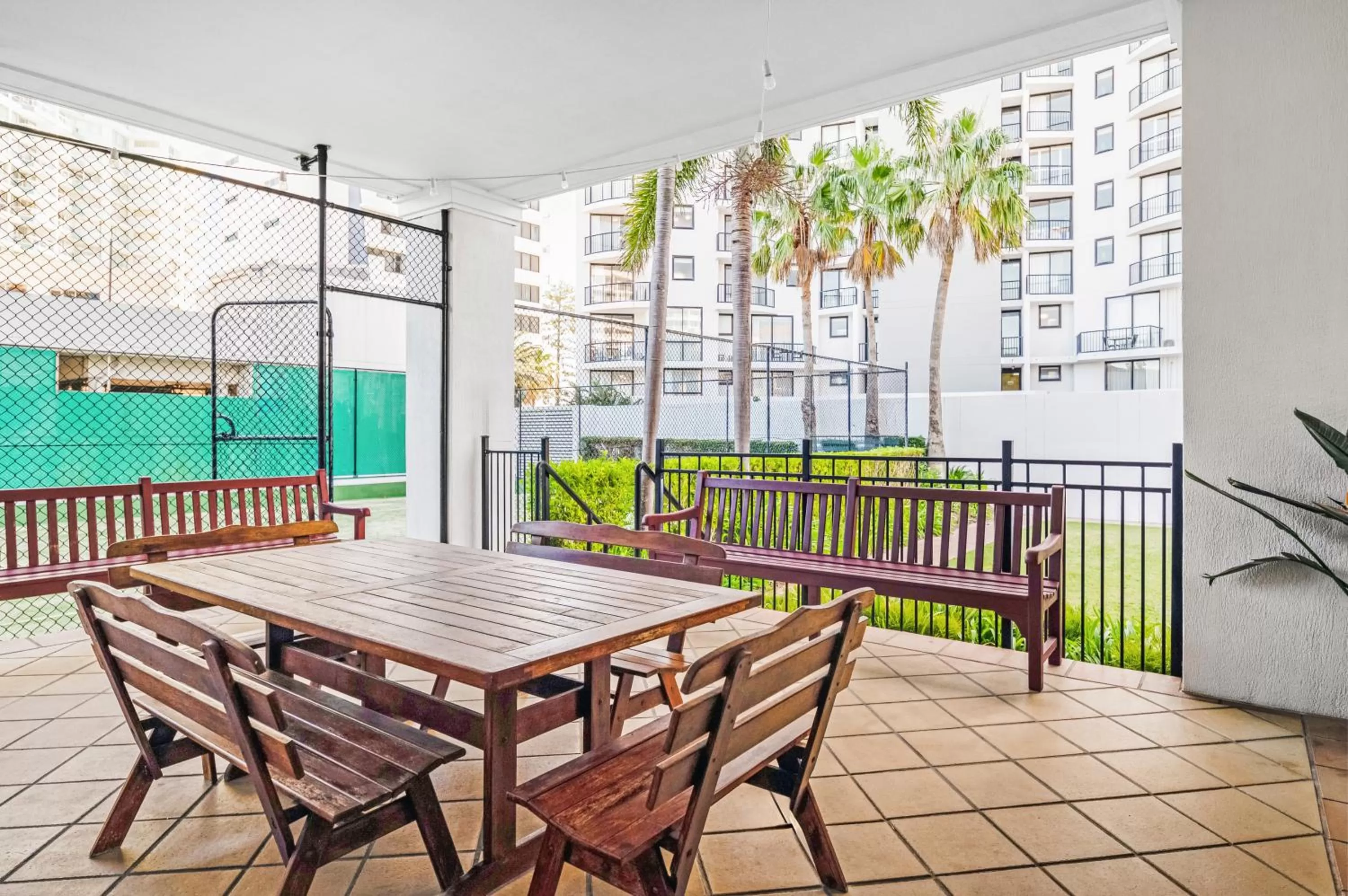 Entertainment in Mantra Coolangatta Beach