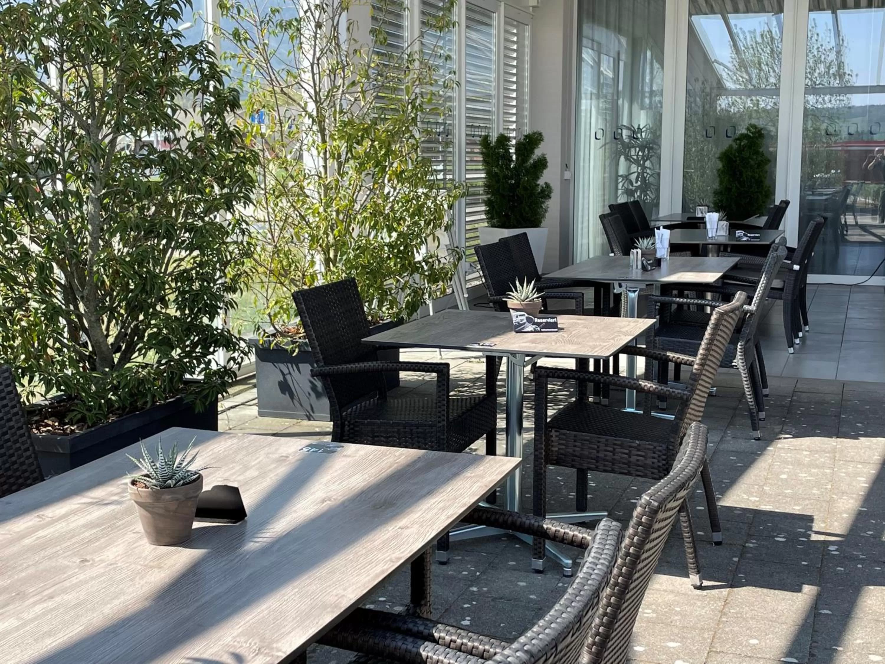 Restaurant/places to eat in Airporthotel Grenchen