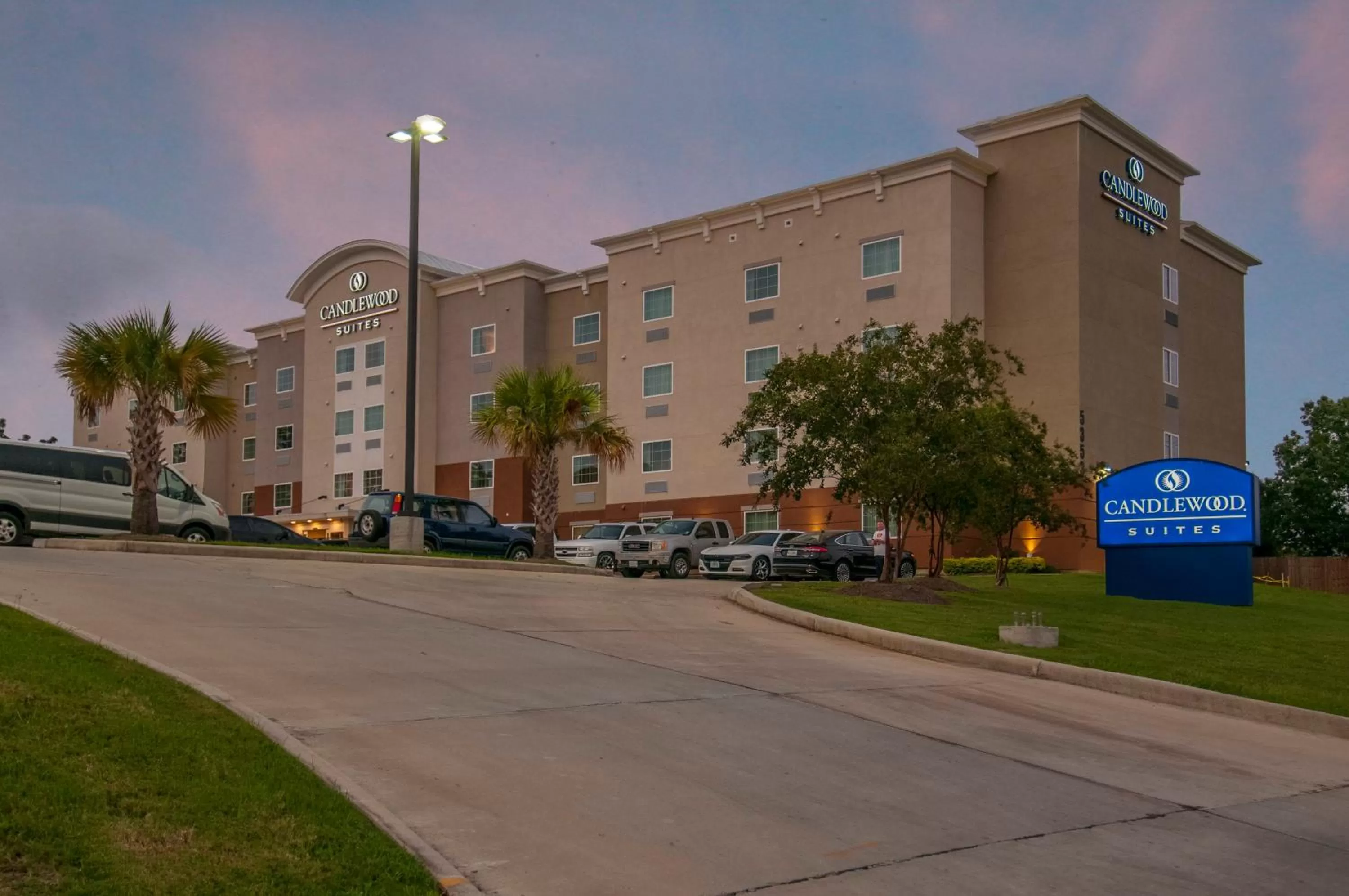 Property building in Candlewood Suites - Baton Rouge - College Drive by IHG